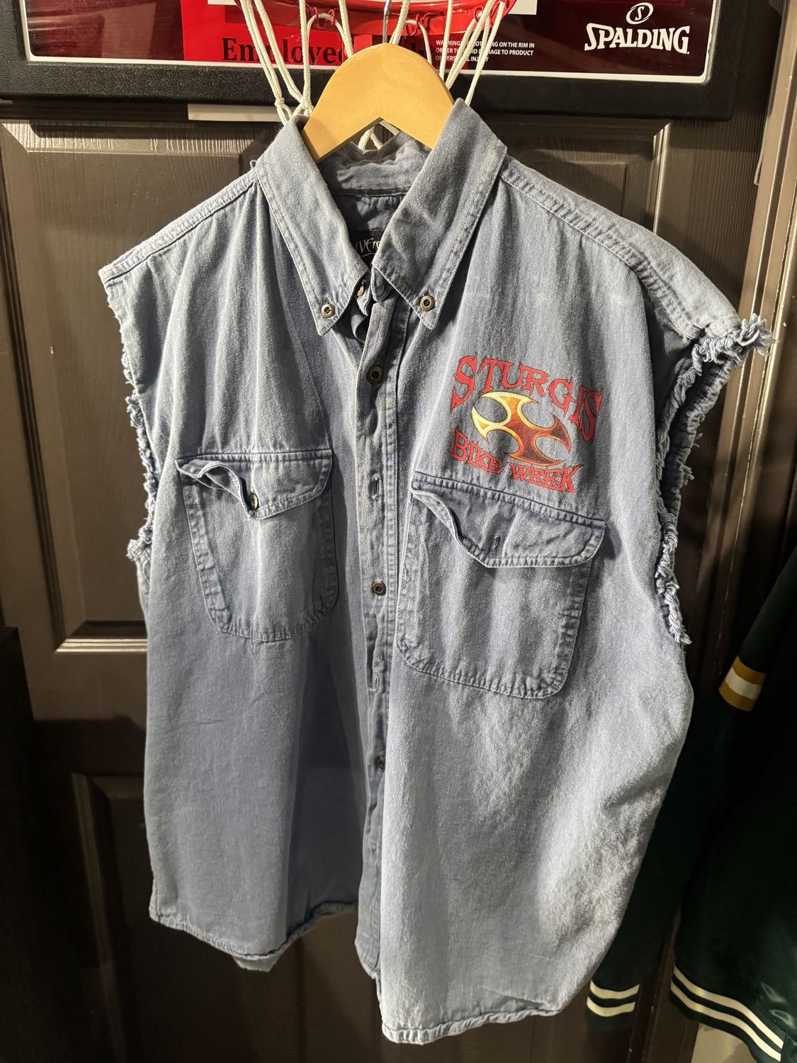 Sturgis Bike Week Cut Off Vintage Shirt / XL - Pre Owned [1446], Clothing Size: XL, Product Condition: Pre-Owned