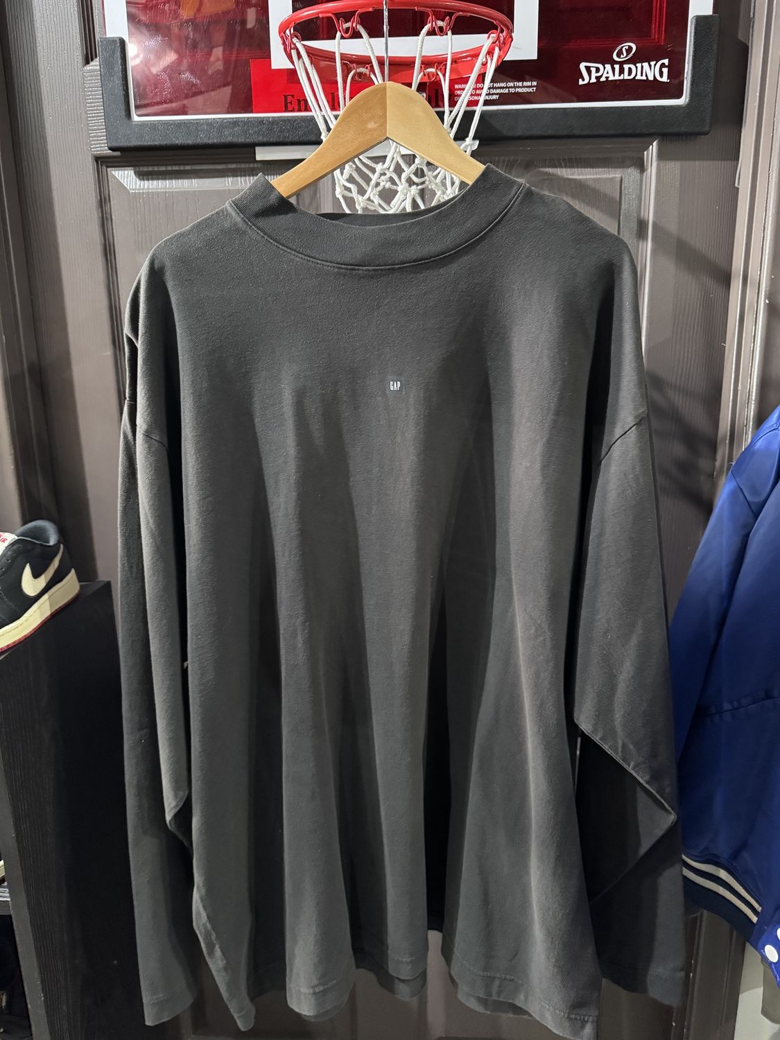 Yeezy Gap Logo Long Sleeve Black / L - Brand New [1155], Clothing Size: L, Product Condition: Brand New