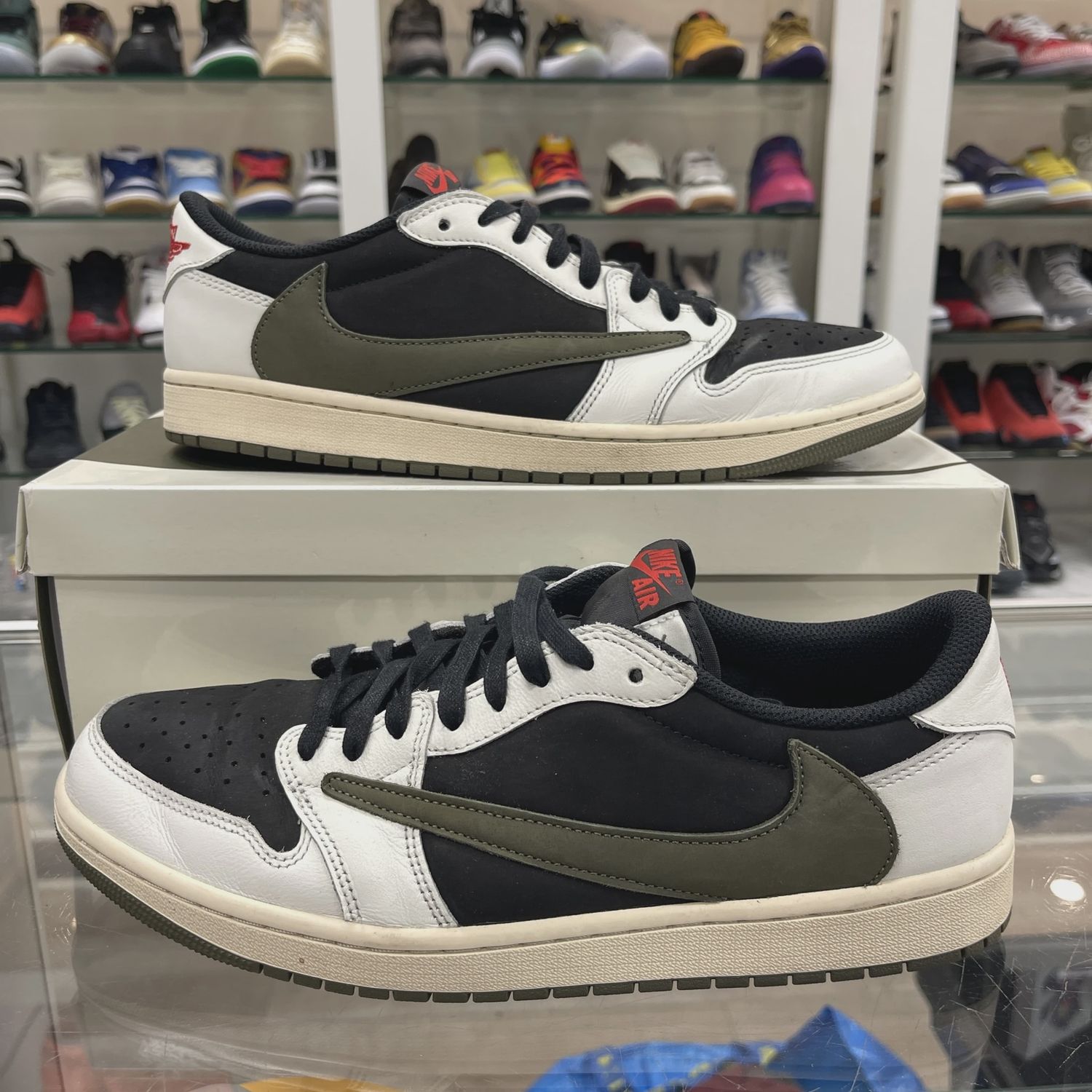 Air Jordan 1 Retro Low Original SP Travis Scott Olive (Women&#39;s) • Pre-Owned [8714]