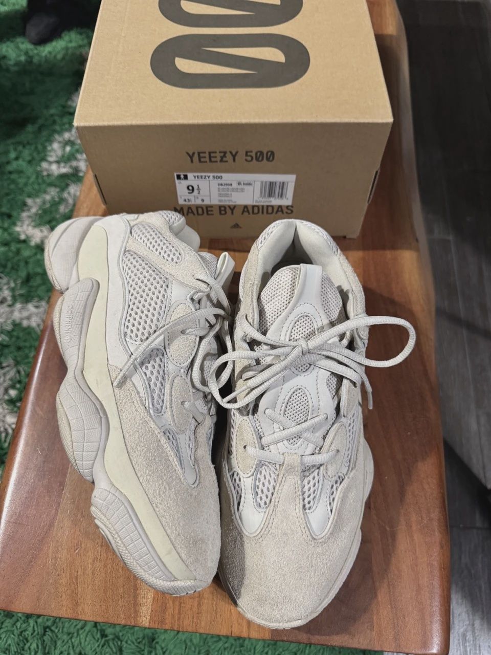 adidas Yeezy 500 Blush • Pre-Owned [1392]