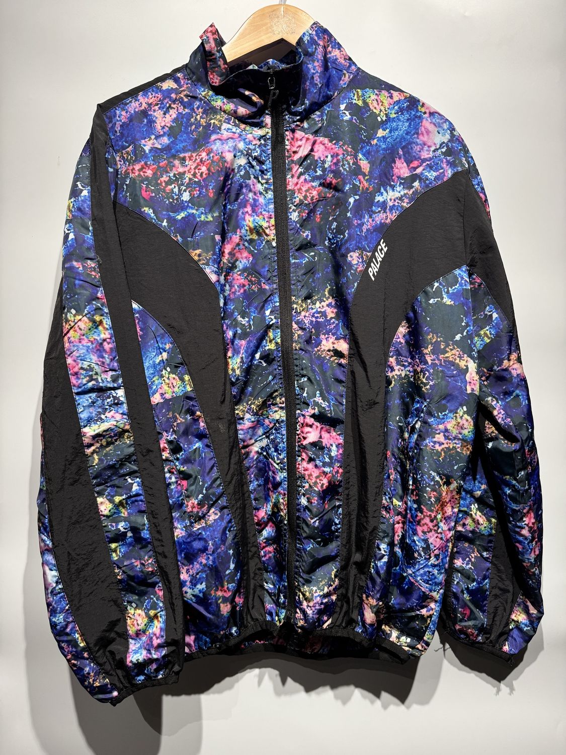 Palace Galaxy Windrunner / L - Pre Owned [7466], Clothing Size: L, Product Condition: Pre-Owned
