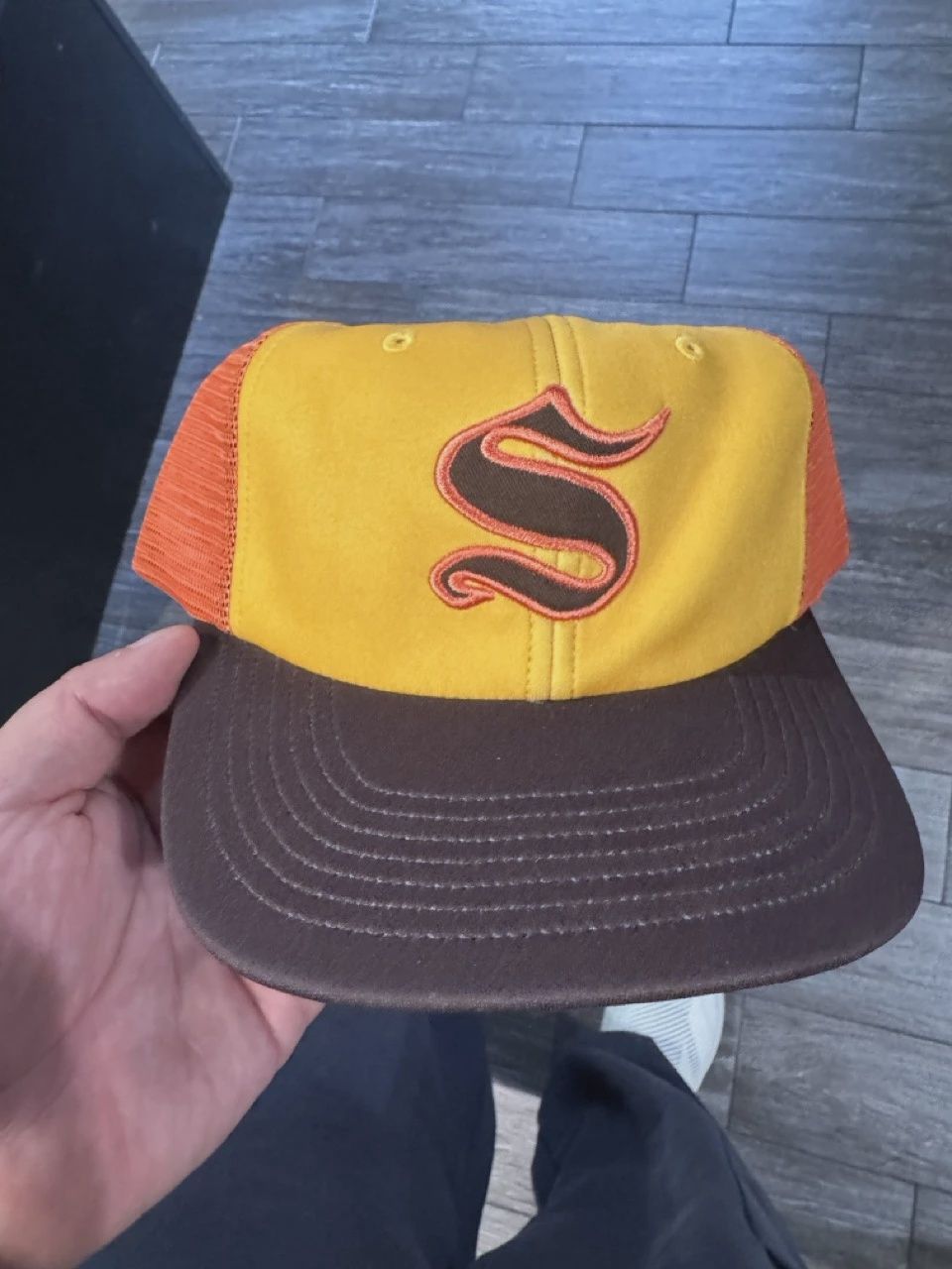 Supreme hat • Pre-Owned [6207]