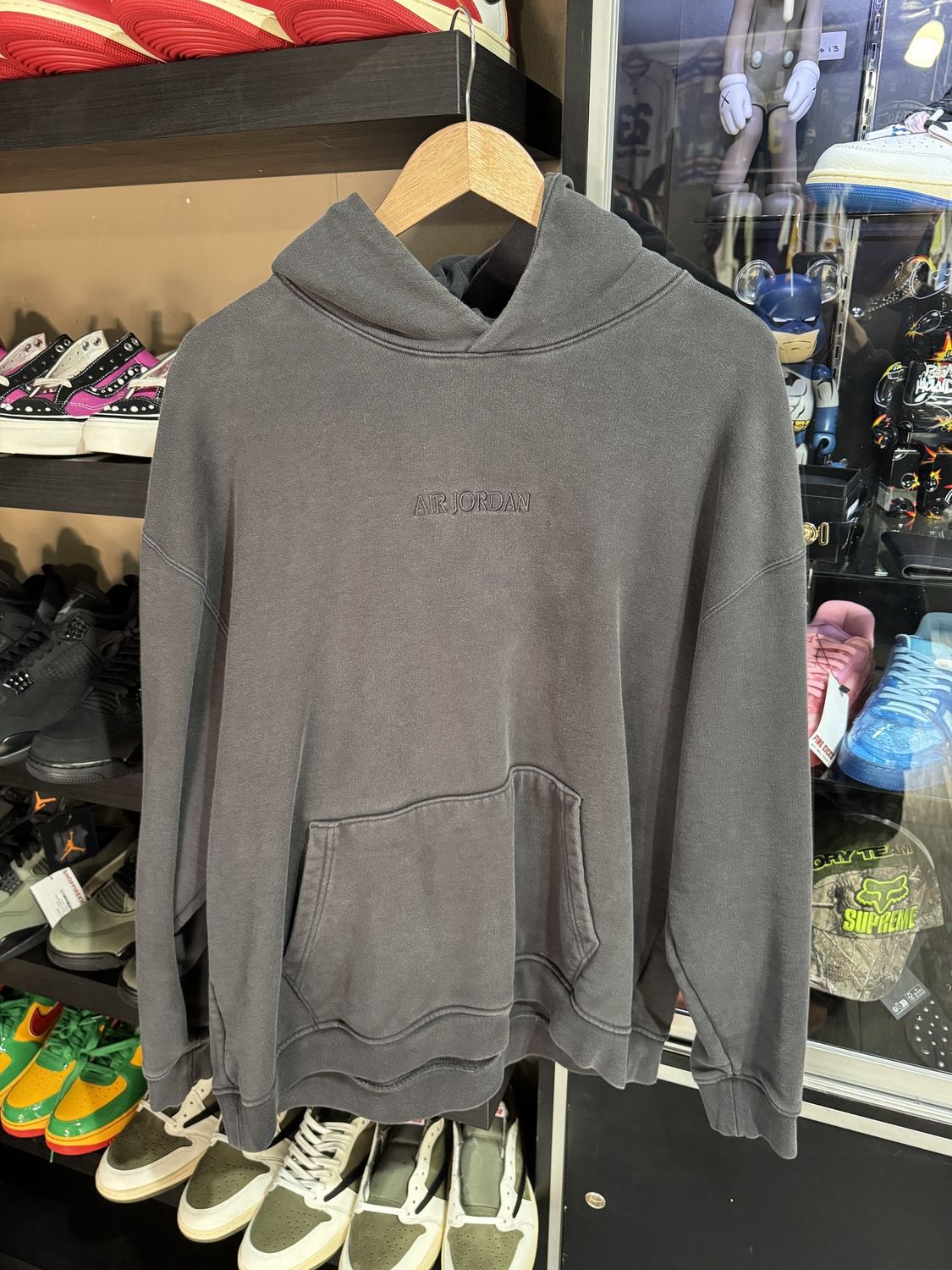 Air Jordan Black Pullover Hoodie / XXL - Pre Owned [6939]