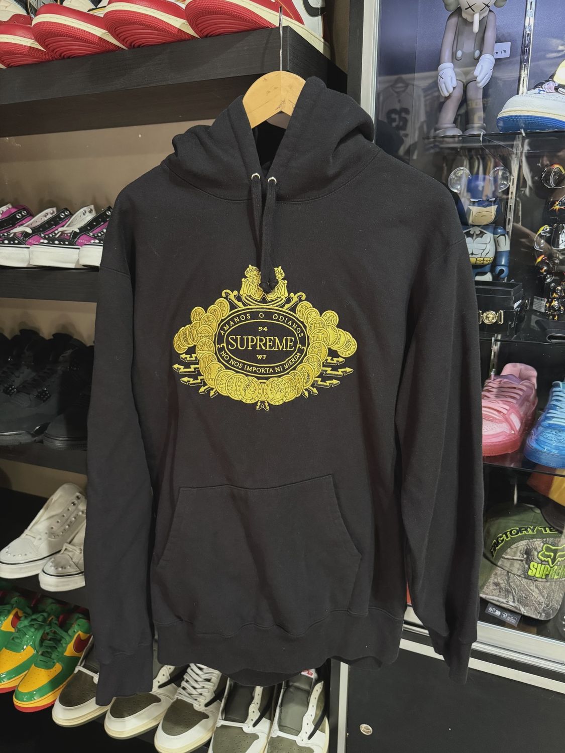 Supreme Gold Hoodie size XL • Pre-Owned [5620]