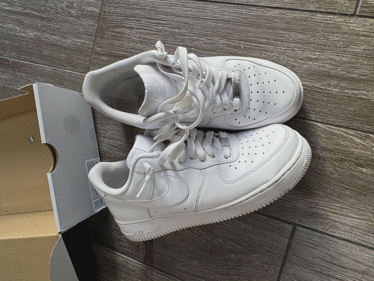 Nike Air Force 1 Low &#39;07 White • Pre-Owned [1516]
