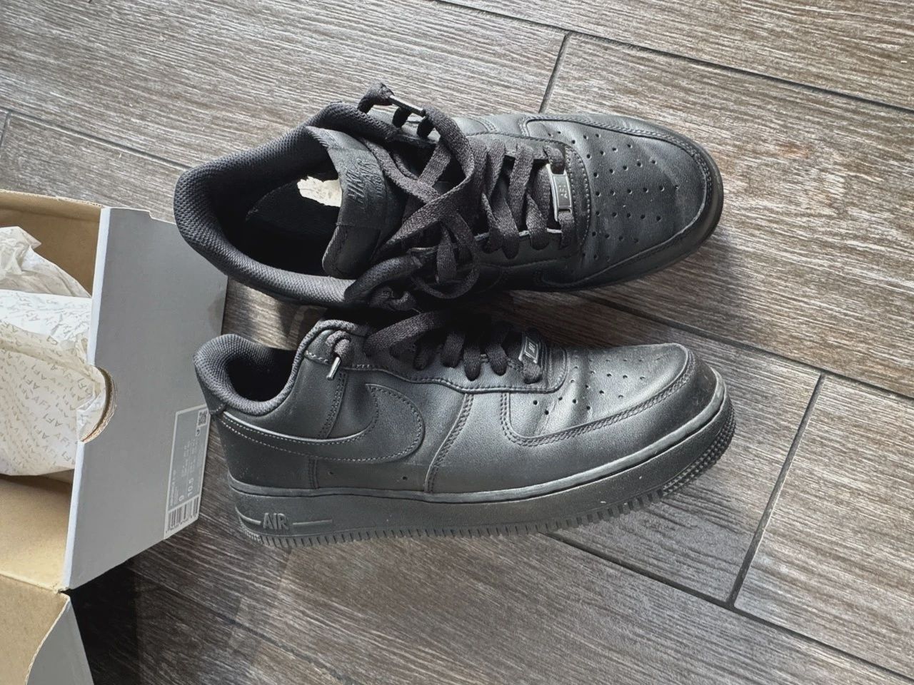 Nike Air Force 1 Low &#39;07 Black • Pre-Owned [2883]