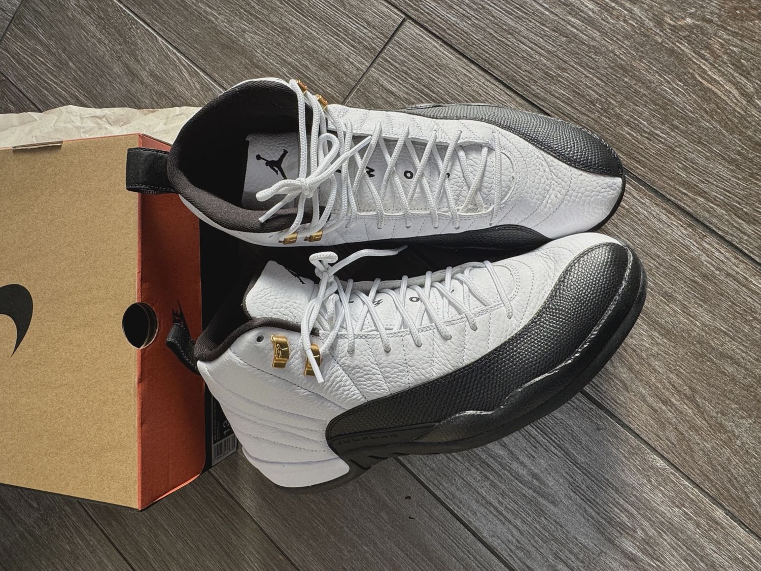 Air Jordan 12 Retro Taxi (2025) • Pre-Owned [0494]