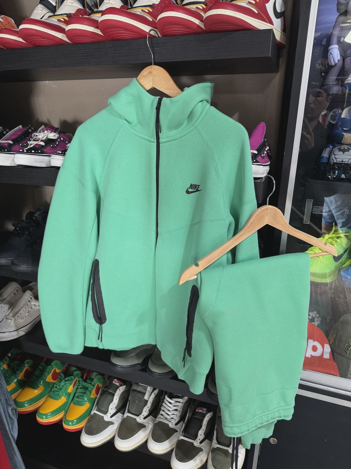 Nike Tech Suit Mint Green L • Pre-Owned [0534]