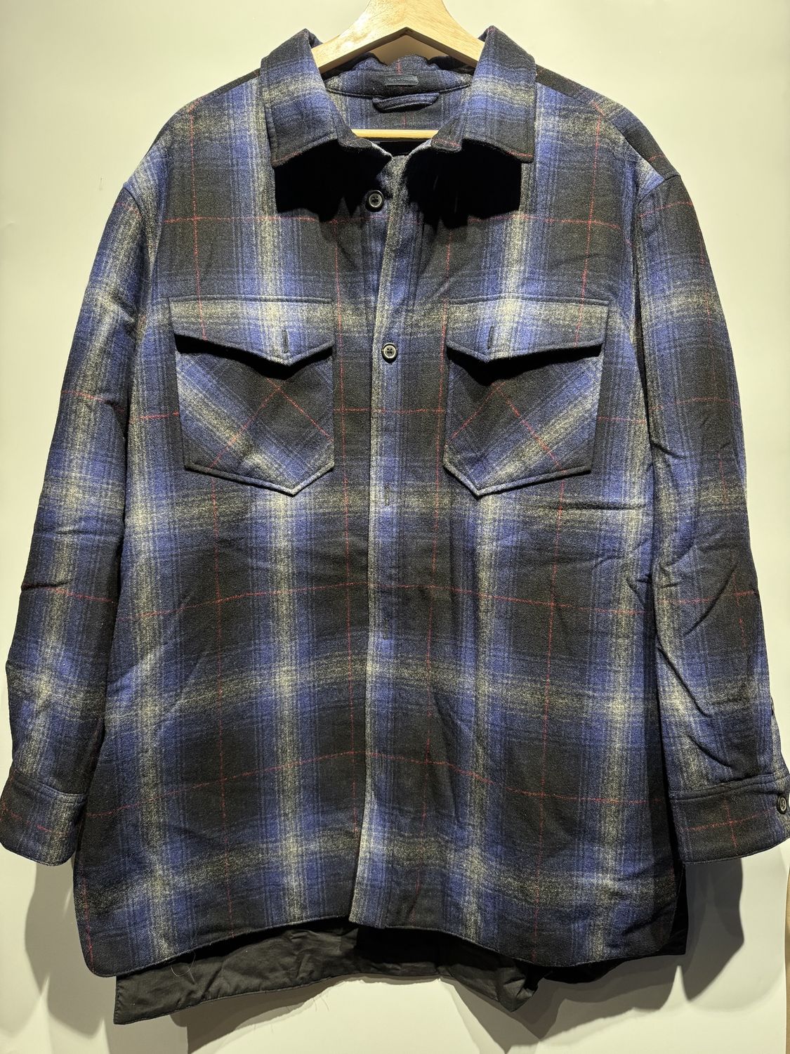 LANVIN Blue and Black Flannel / L - Pre Owned [6167], Clothing Size: L, Product Condition: Pre-Owned