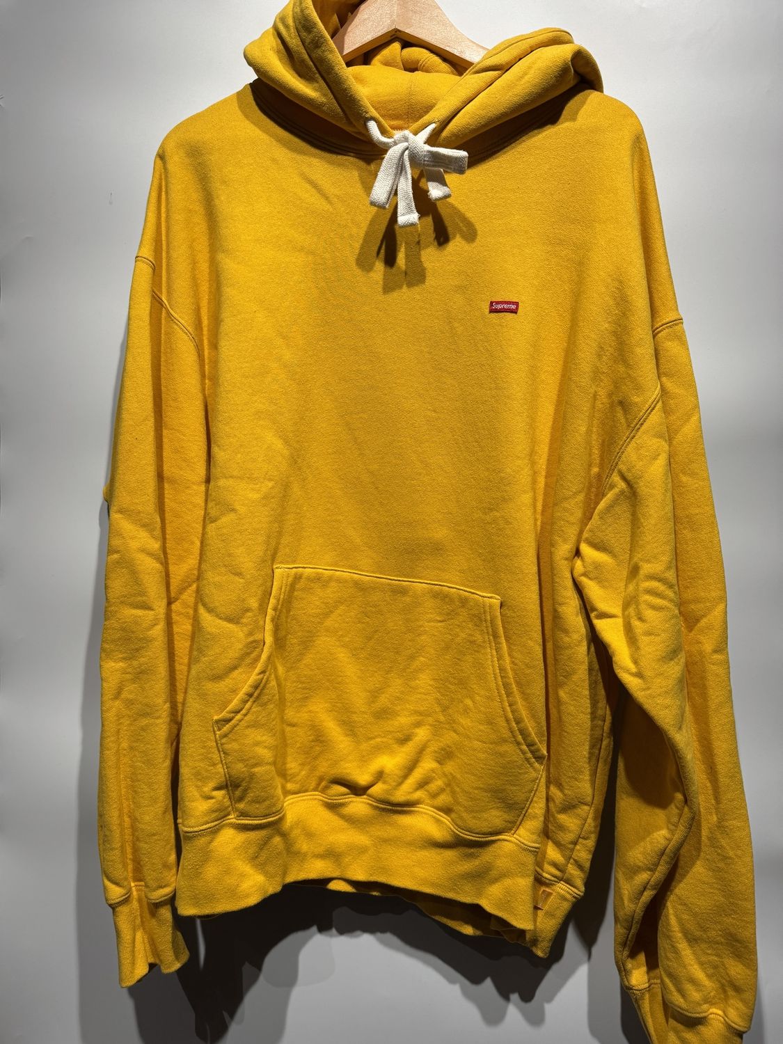 Supreme Mini Box Logo Yellow Hoodie / XL - Pre Owned [8441], Clothing Size: XL, Product Condition: Pre-Owned
