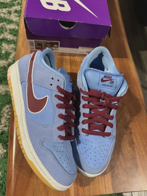 Nike SB Dunk Low Philadelphia Phillies • Pre-Owned [0213]