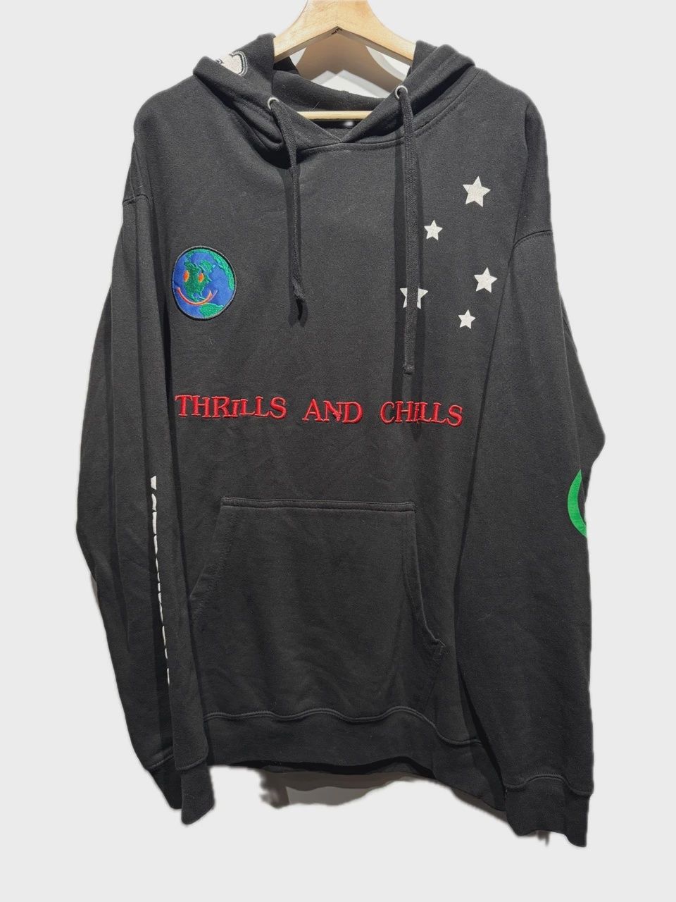 Astroworld Thrills And Chills Hoodie size XL • Pre-Owned [1448]