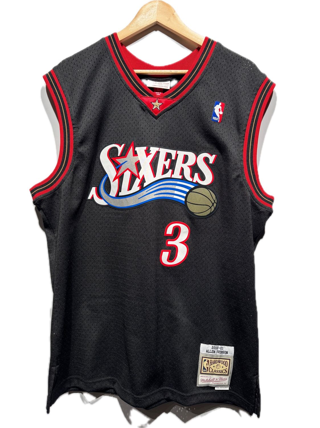 Mitchell &amp; Ness Sixers Allen Iverson Jersey / L - Pre Owned [3136], Clothing Size: L, Product Condition: Pre-Owned