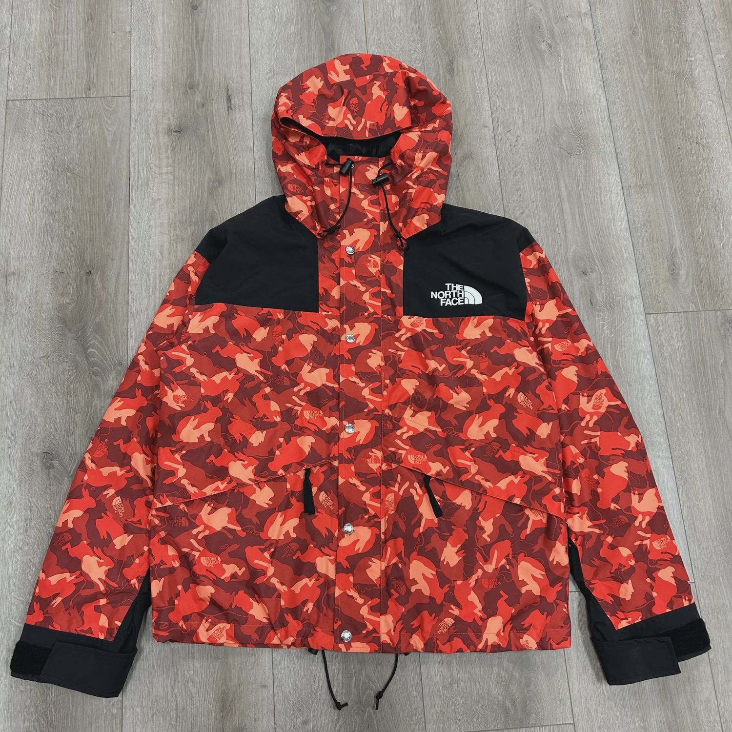 North Face 86 Retro Mountain Jacket Year Of The Rabbit • Pre-Owned [8371]