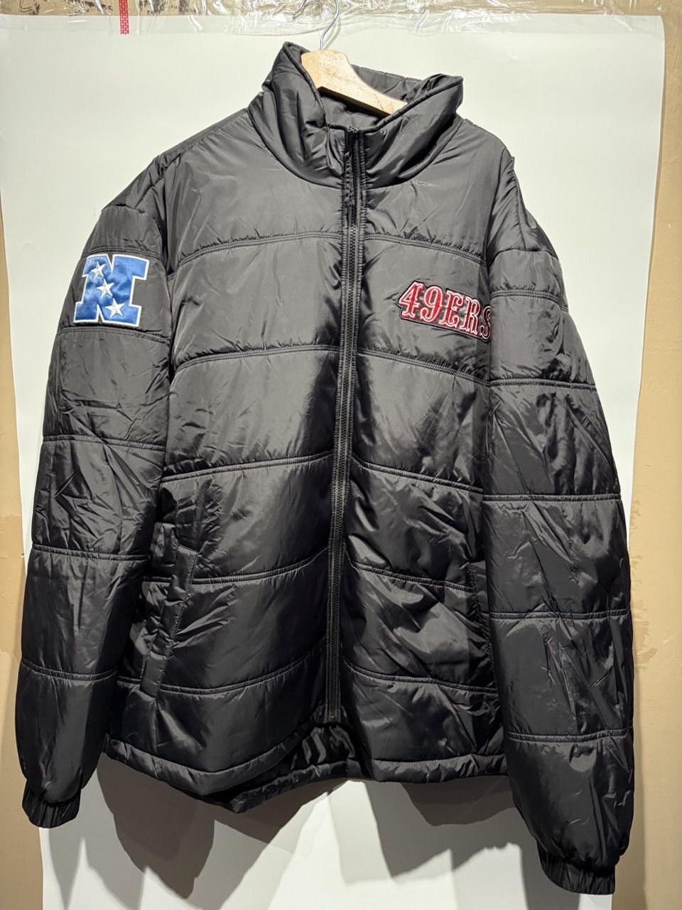 Mitchell and Ness-Puffer Jacket San Francisco 49, Clothing Size: XXL, Product Condition: Brand-New