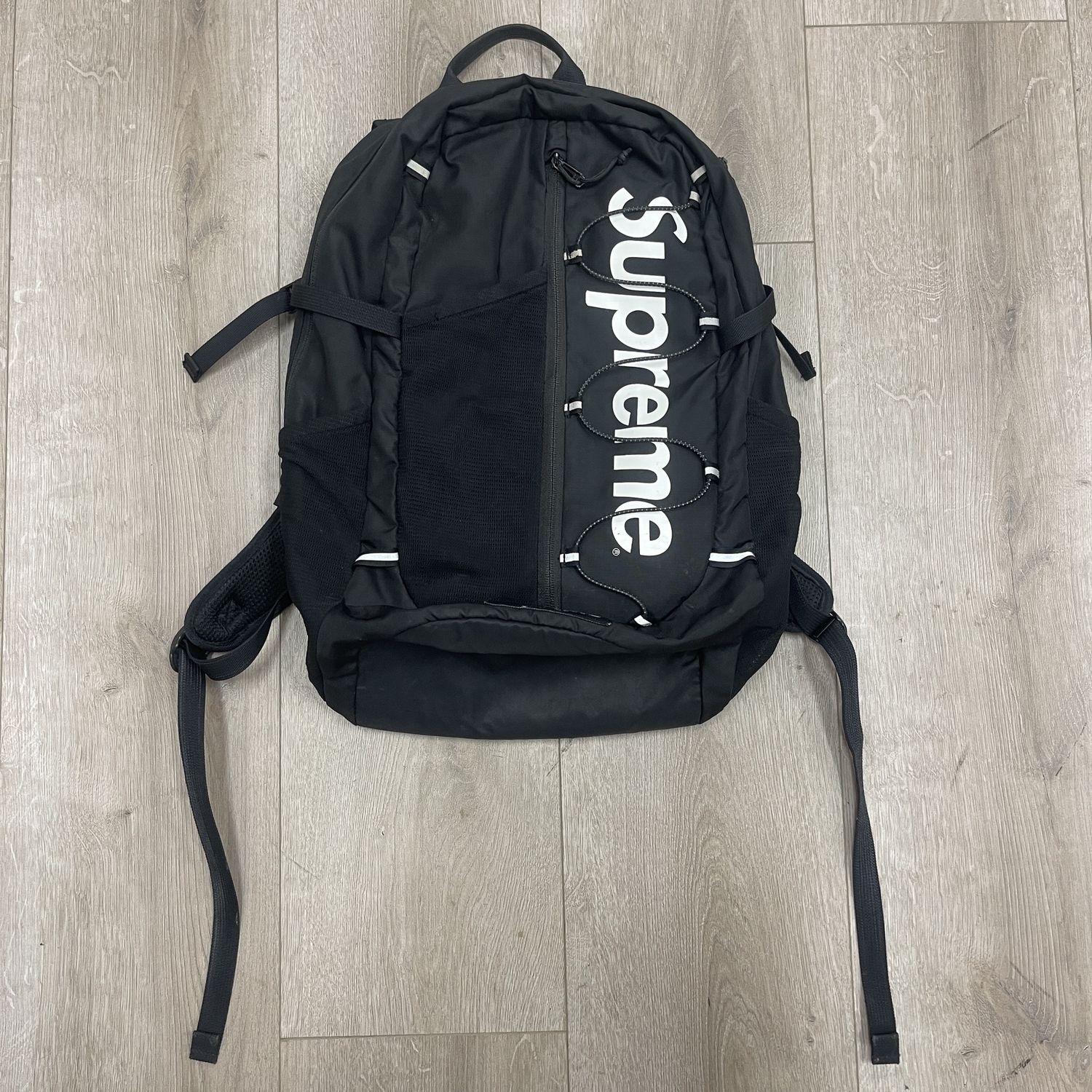 Supreme SS17 Backpack Black Pre-Owned, Accessory Size: OSFA, Product Condition: Pre-Owned