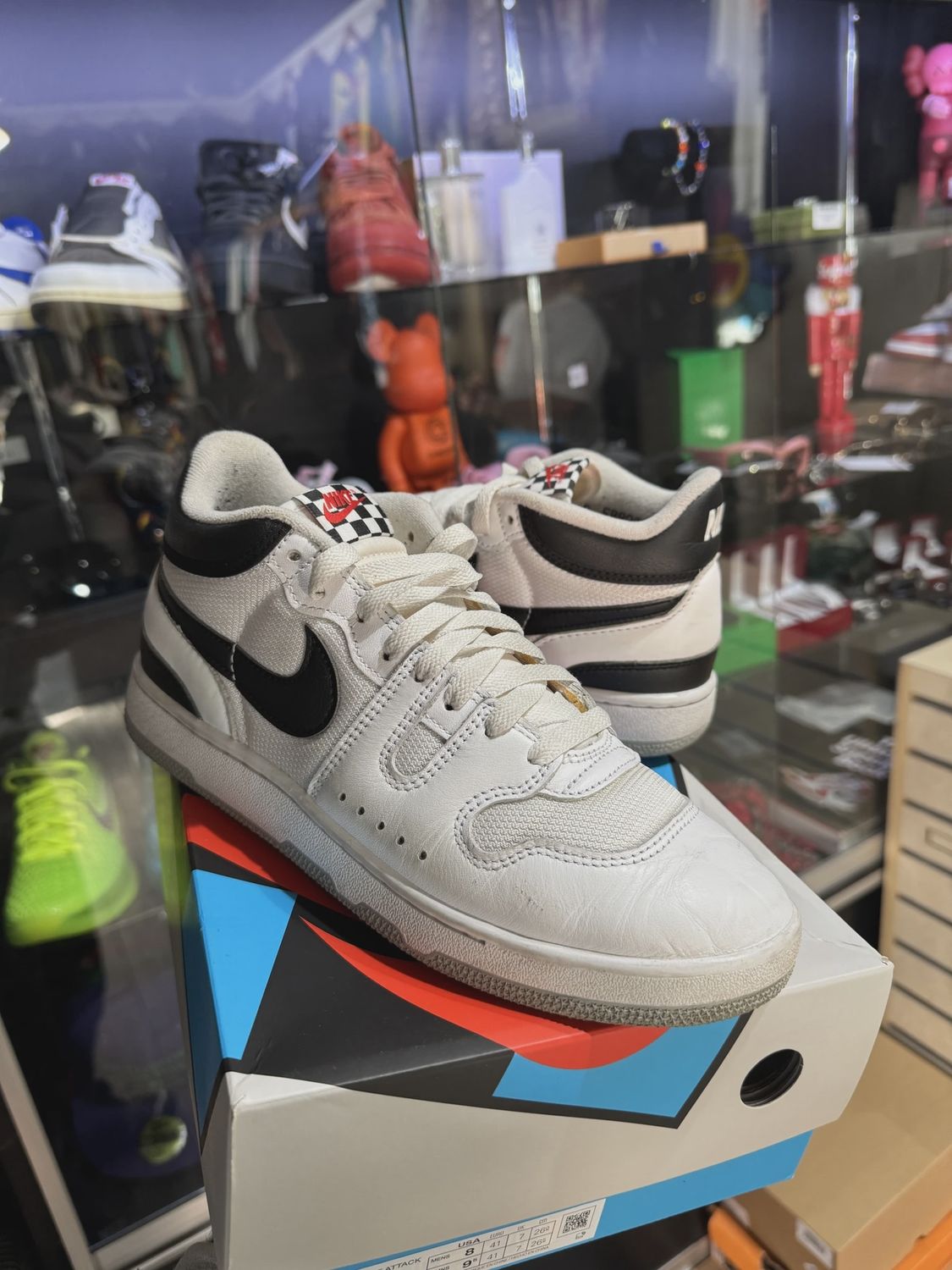 Nike Mac Attack SQ SP White Black • Pre-Owned [4168]