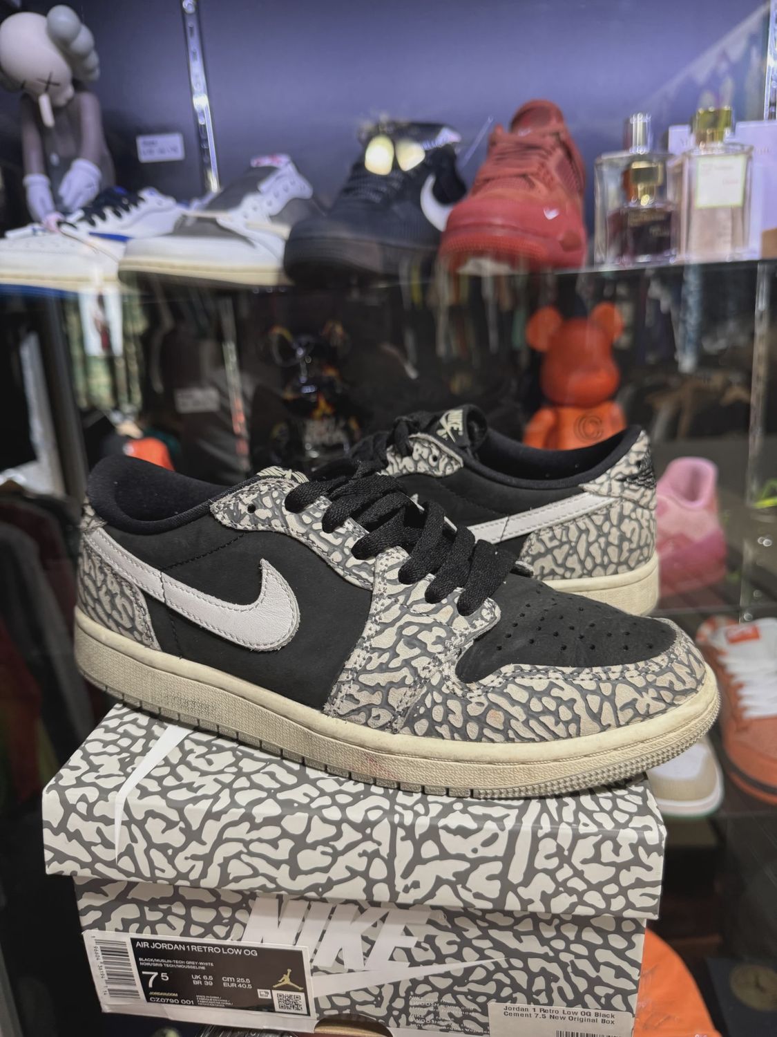 Air Jordan 1 Retro Low Original Black Cement • Pre-Owned [8275]