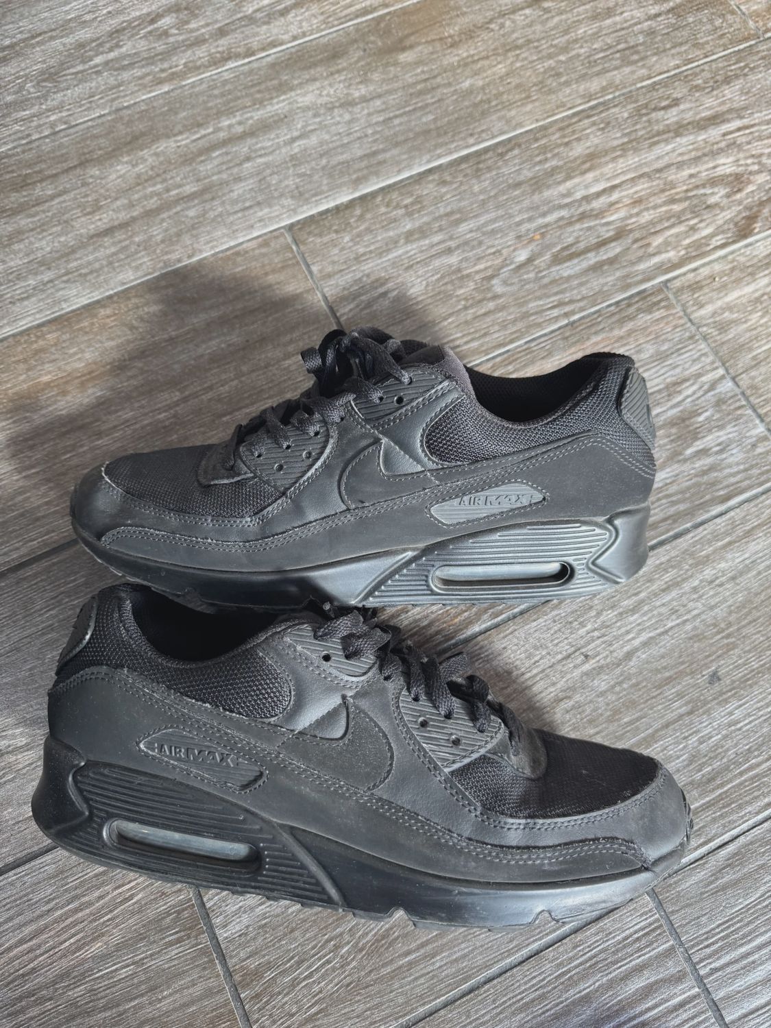 Nike Air Max 90 Recraft Triple Black • Pre-Owned [1111]
