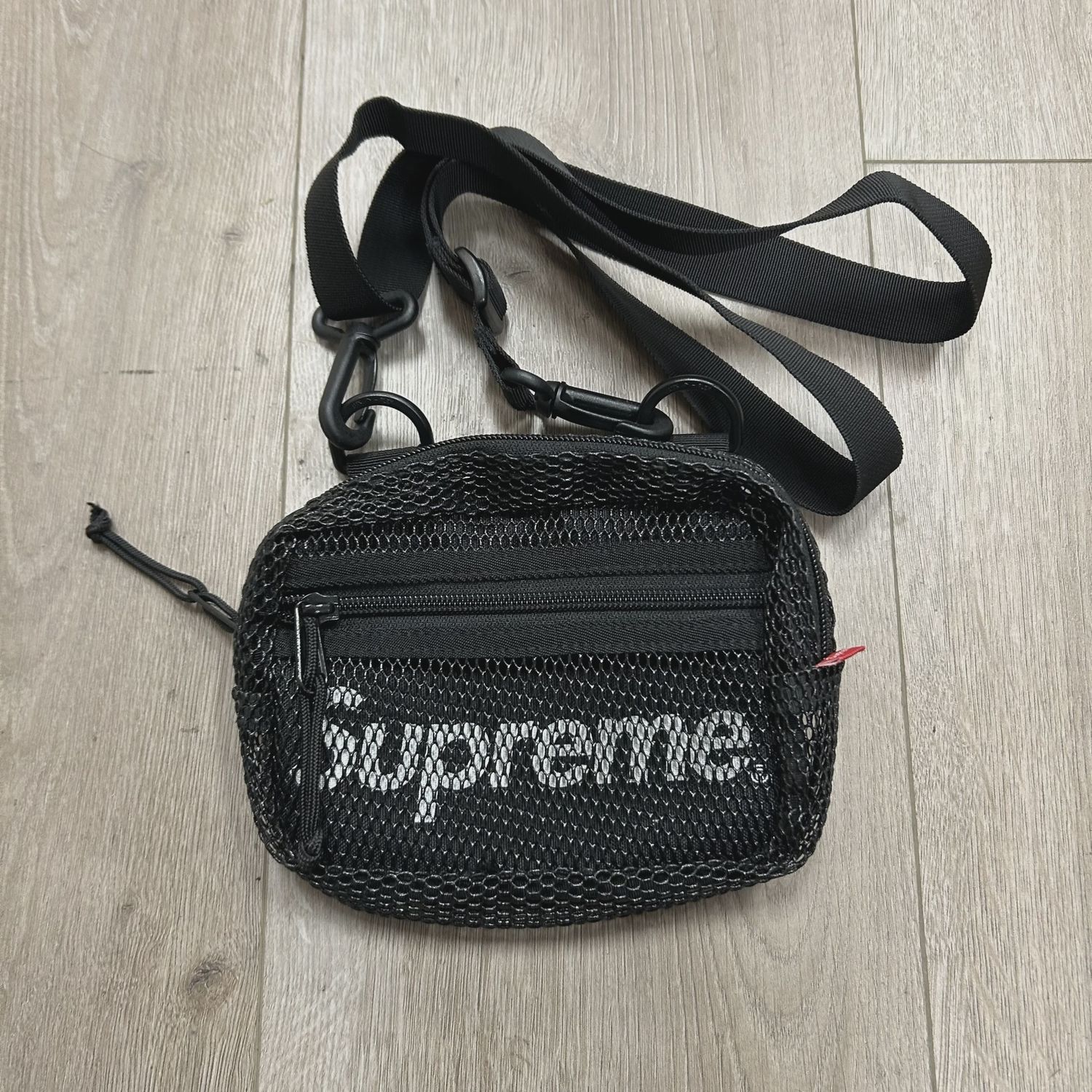 Supreme SS20 Mesh Shoulder Bag Black • Pre-Owned [6923]