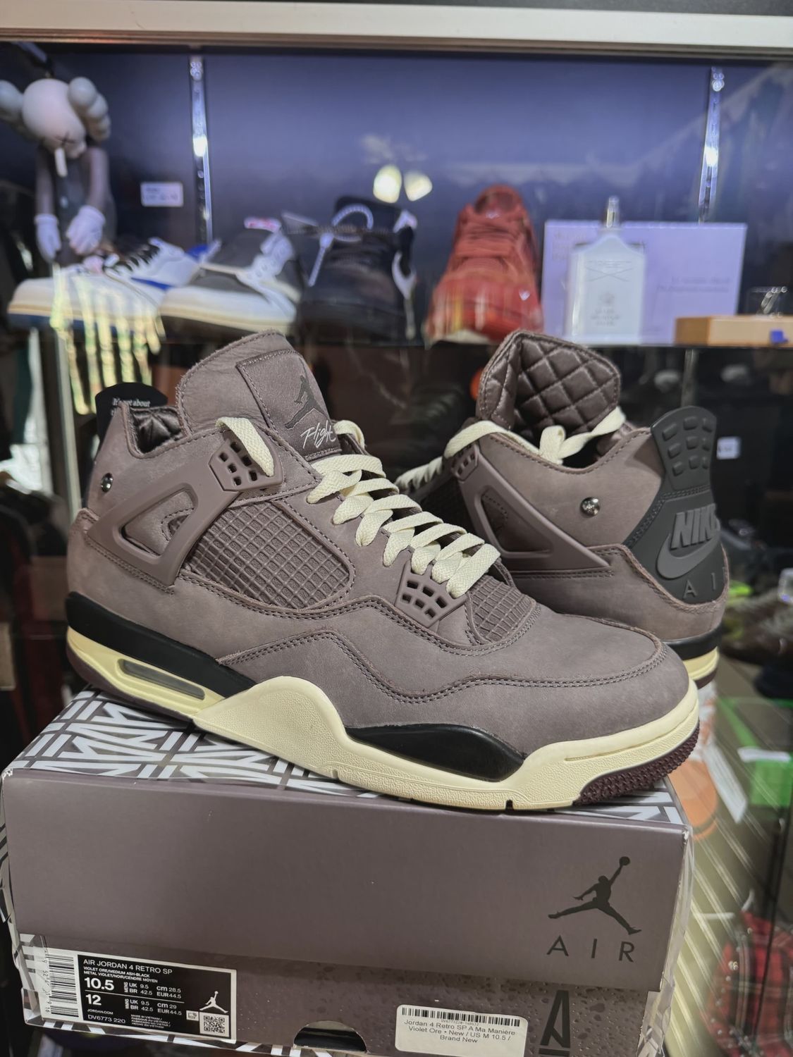 Air Jordan 4 Retro SP A Ma Maniére Violet Ore • Pre-Owned [5453]