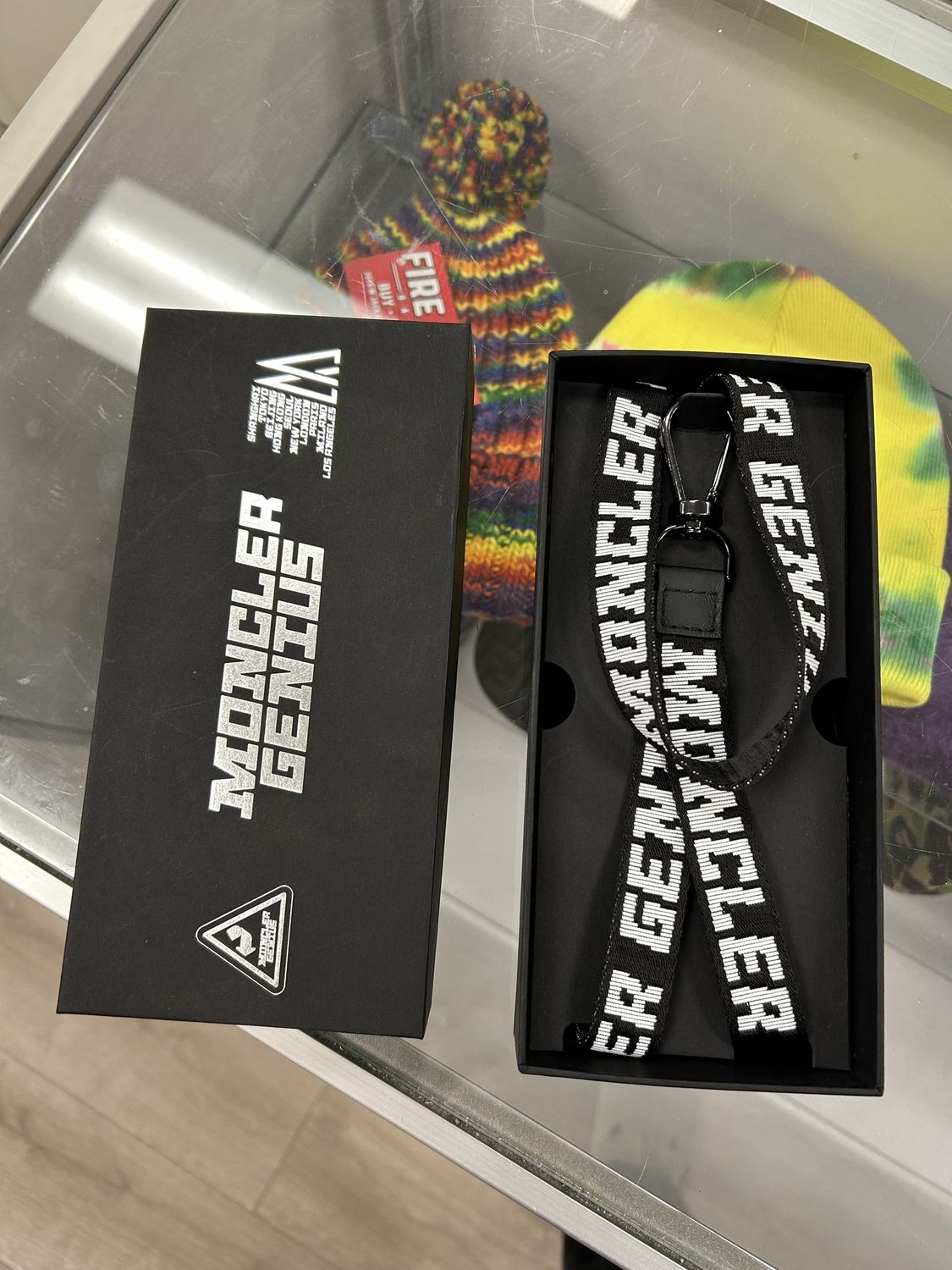 Moncler Genius logo jacquard lanyard keychain - New