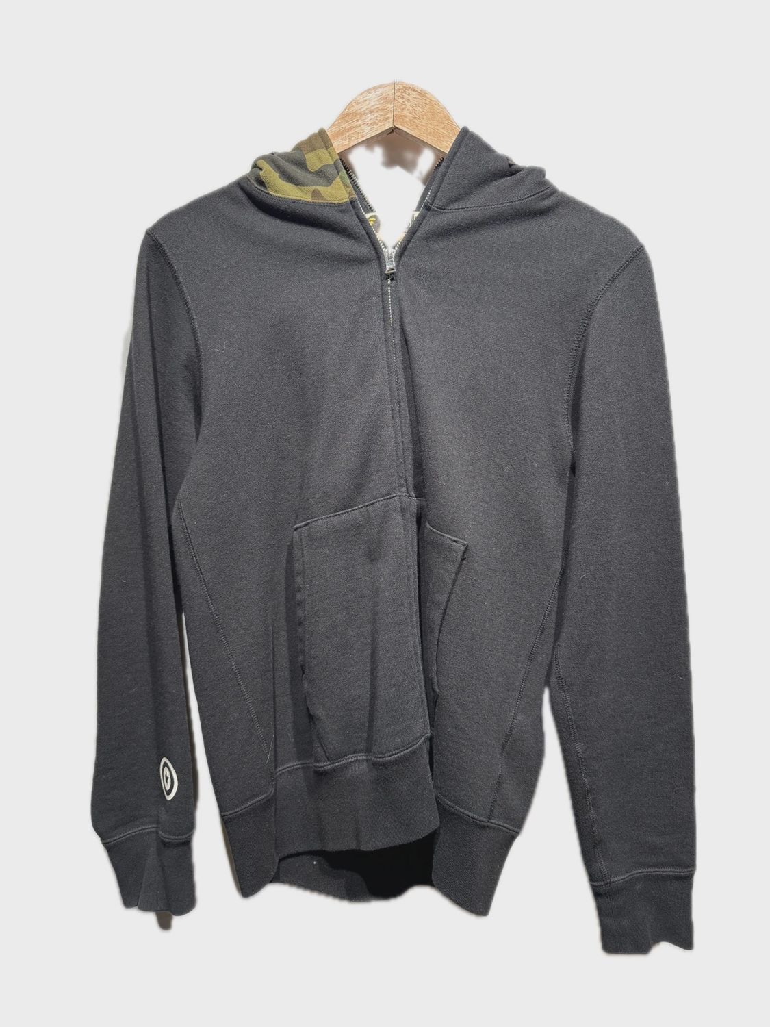 Bape Shark Full Zip Hoodie Black size S • Pre-Owned [4848]