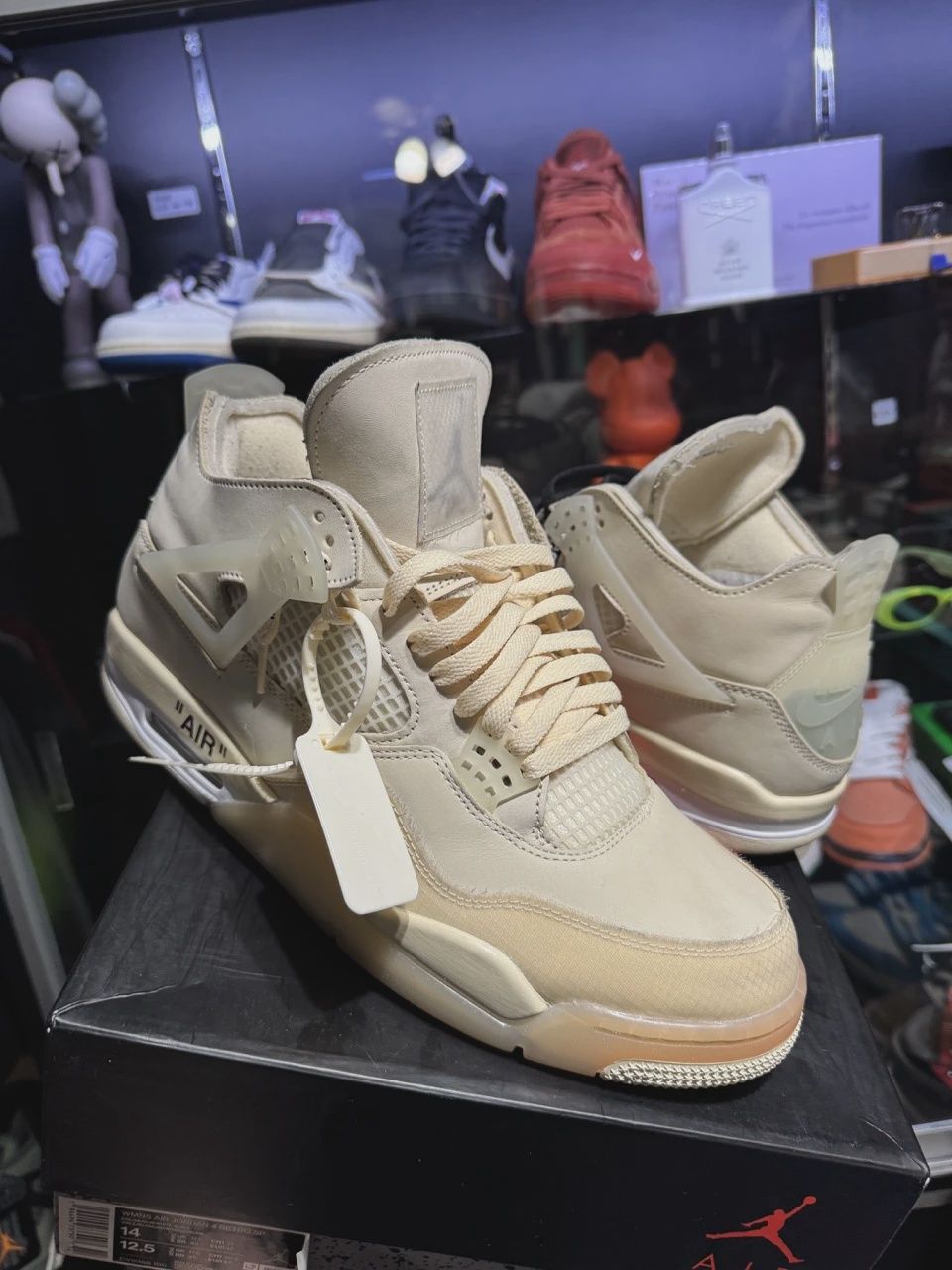 Air Jordan 4 Retro Off-White Sail (Women's) • Pre-Owned [3586]