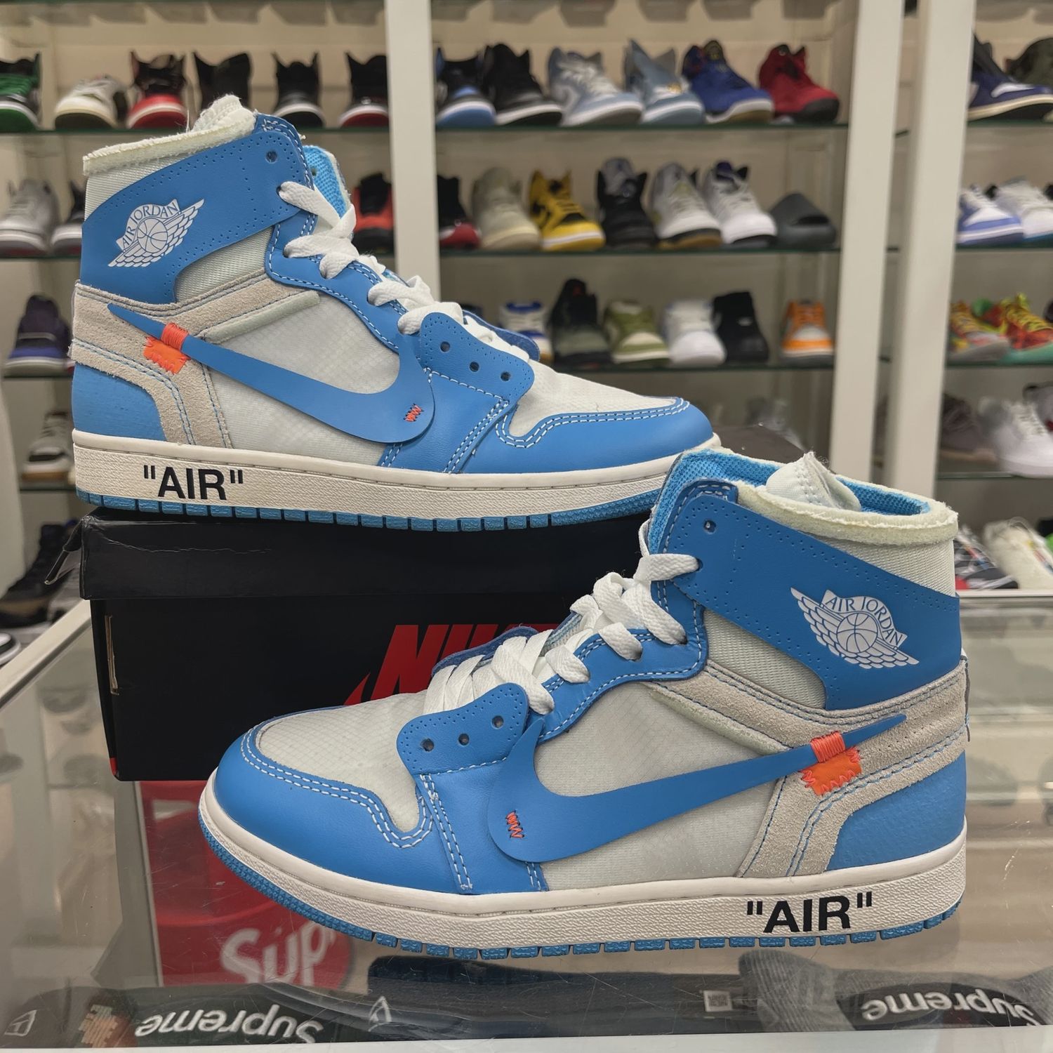Air Jordan 1 Retro High Off-White University Blue • Pre-Owned [3306]