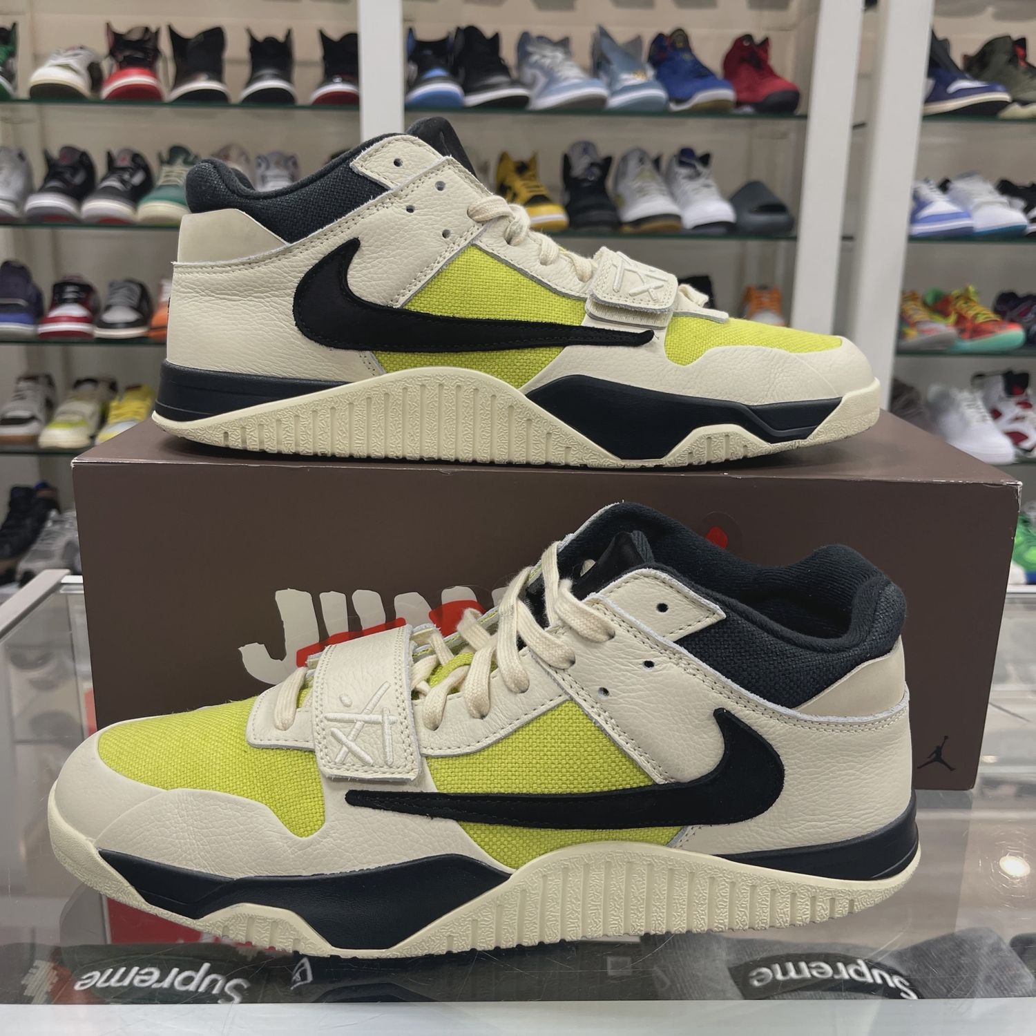 Jordan Jumpman Jack TR Travis Scott Bright Cactus • Pre-Owned [7906]