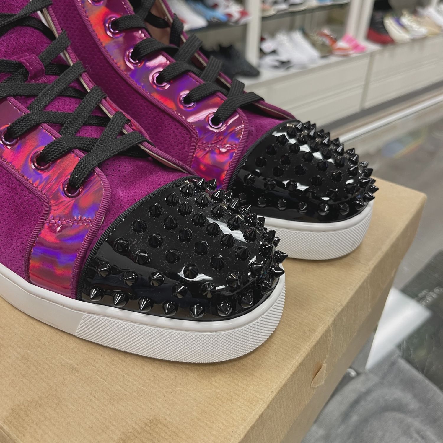 CHRISTIAN LOUBOUTIN  Purple High Top • Pre-Owned [4745]