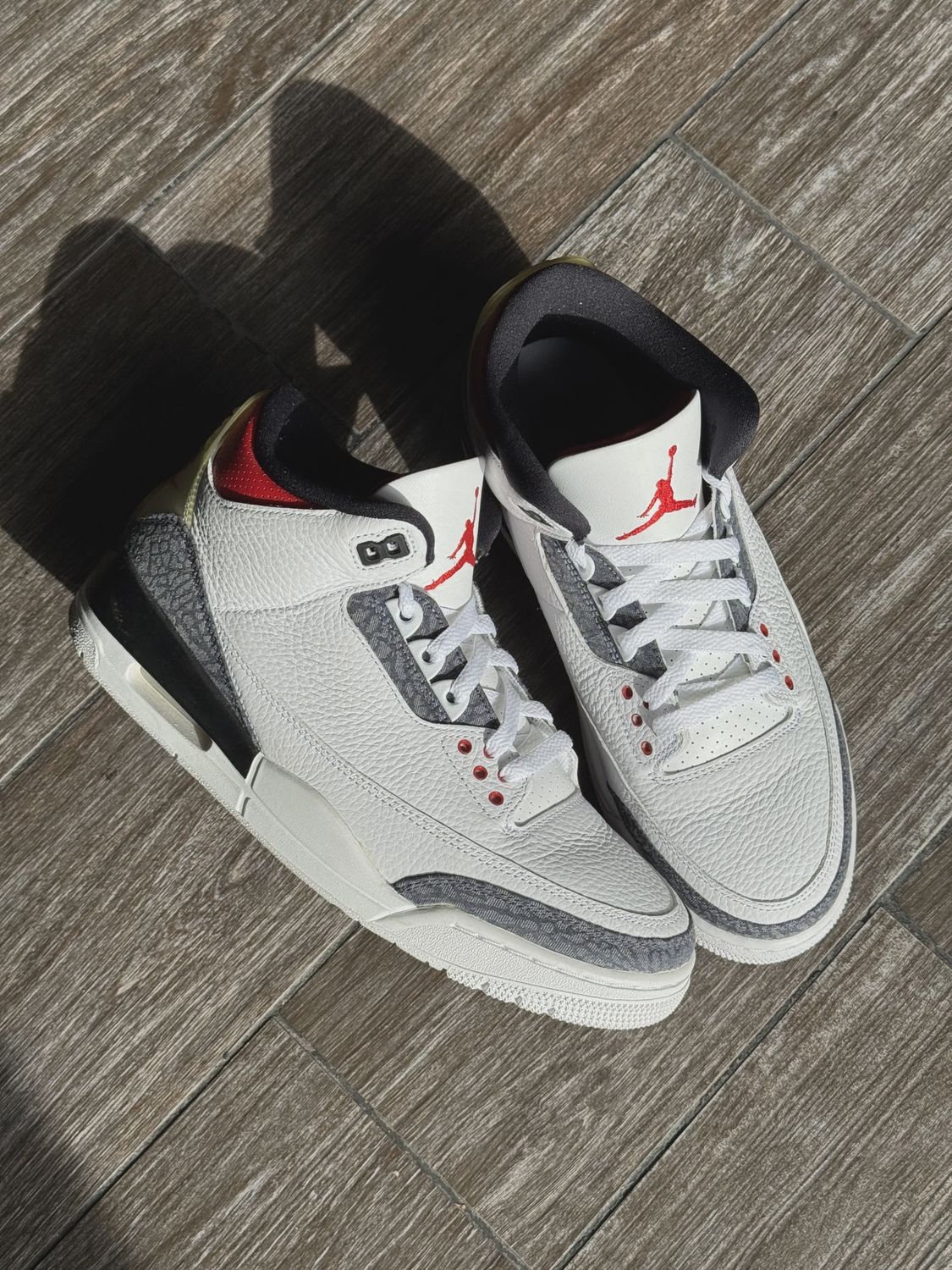Air Jordan 3 Retro SE Fire Red Denim (2020) • Pre-Owned [5768]