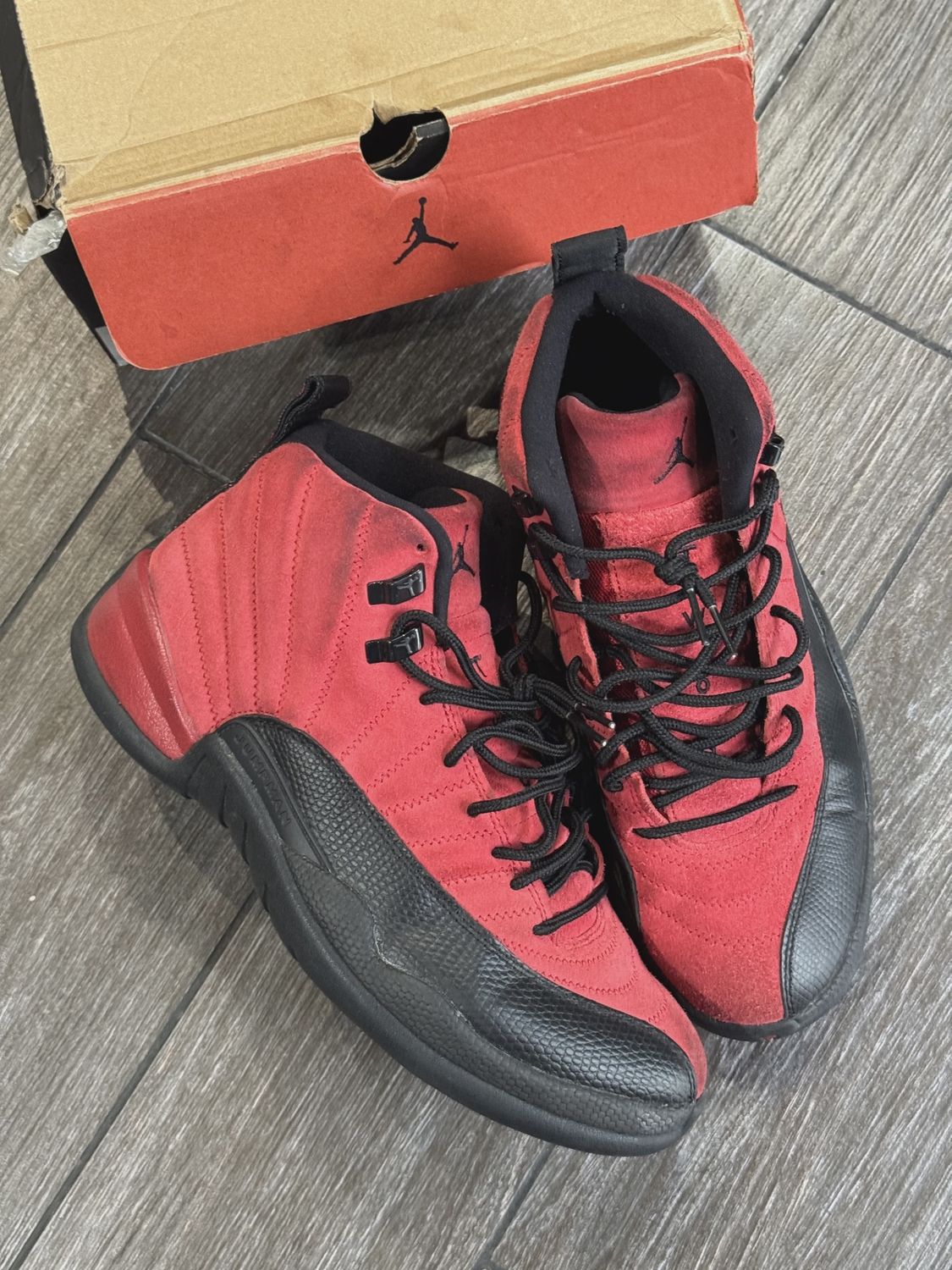 Air Jordan 12 Retro Reverse Flu Game • Pre-Owned [2918]