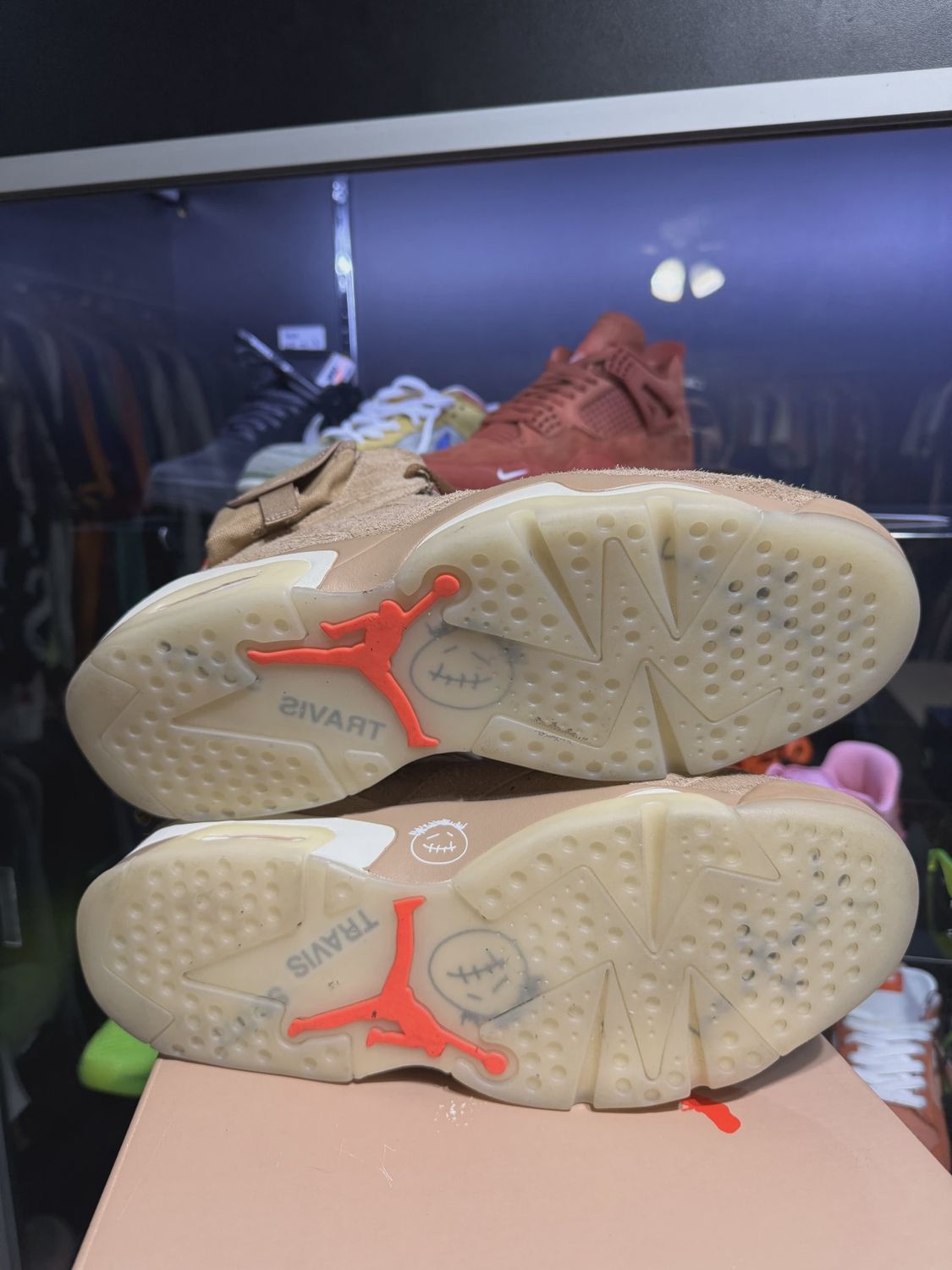 Air Jordan 6 Retro Travis Scott British Khaki • Pre-Owned [2853]