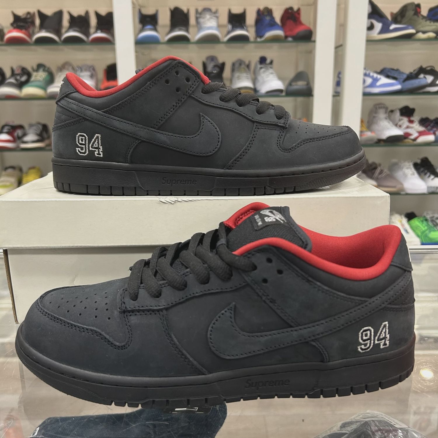 Nike SB Dunk Low Supreme 94 Black • Pre-Owned [5831]