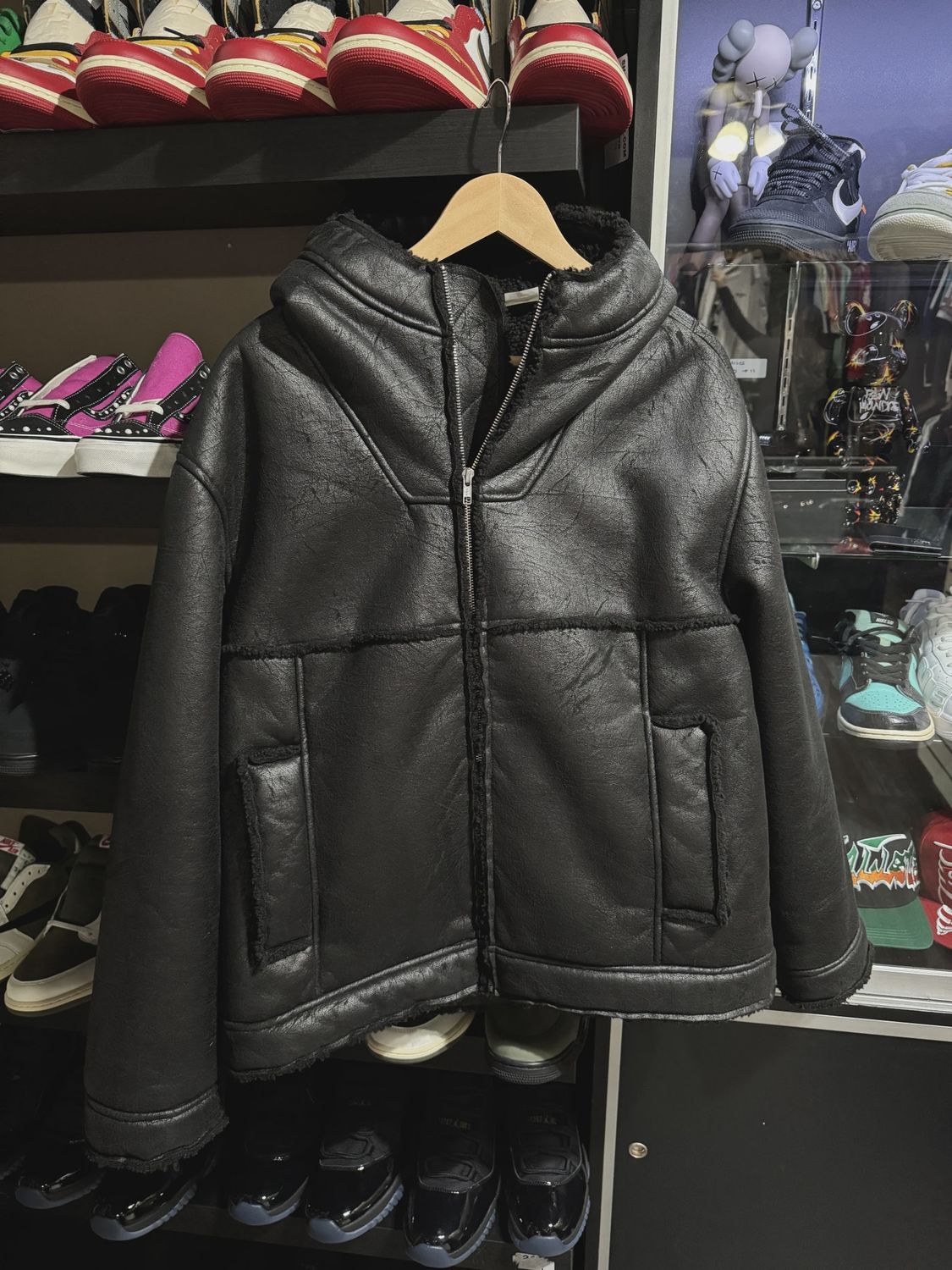 Supreme Faux Shearling Hooded Jacket Black size Large • Pre-Owned [7421]