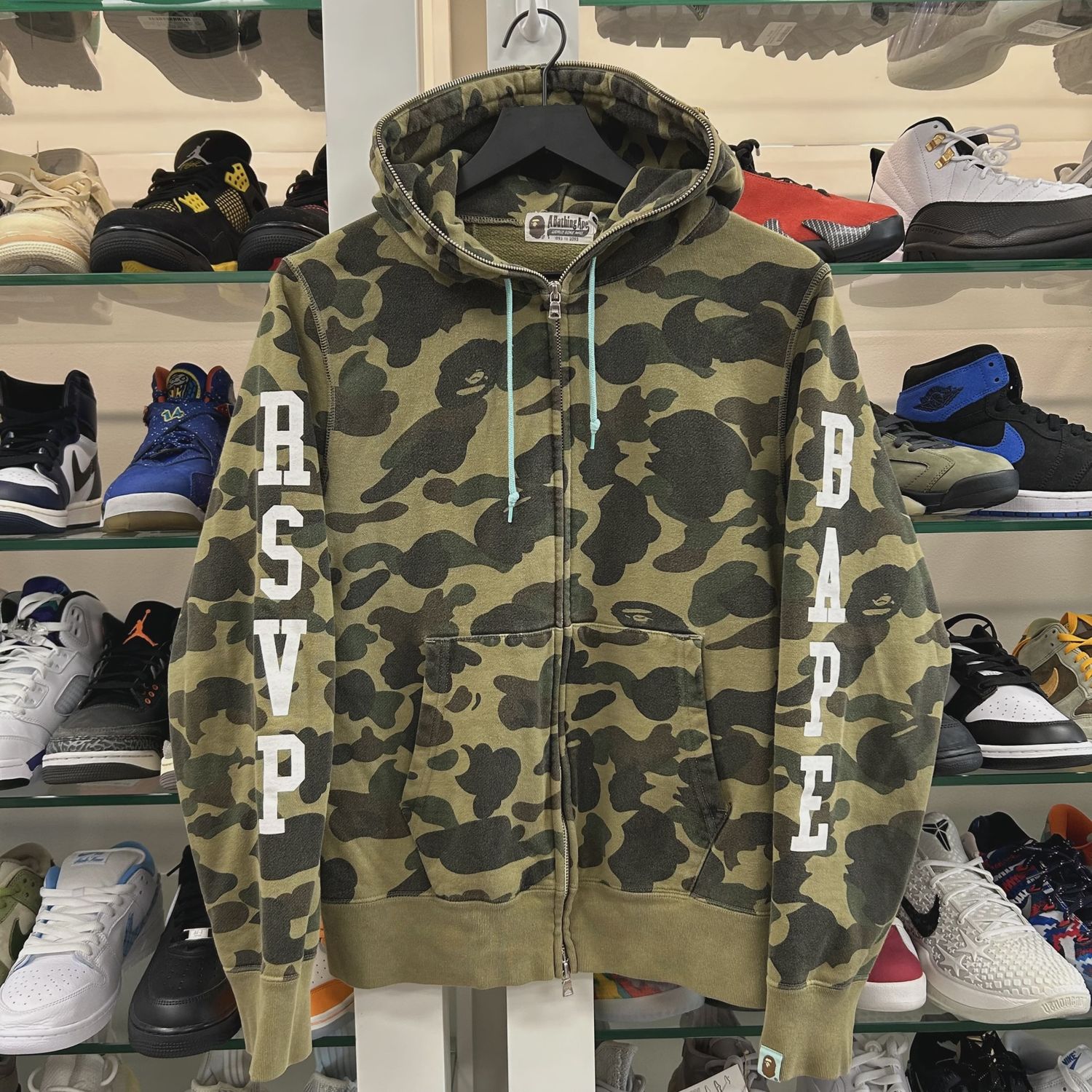 Bape rsvp hoodie • Pre-Owned [4834]