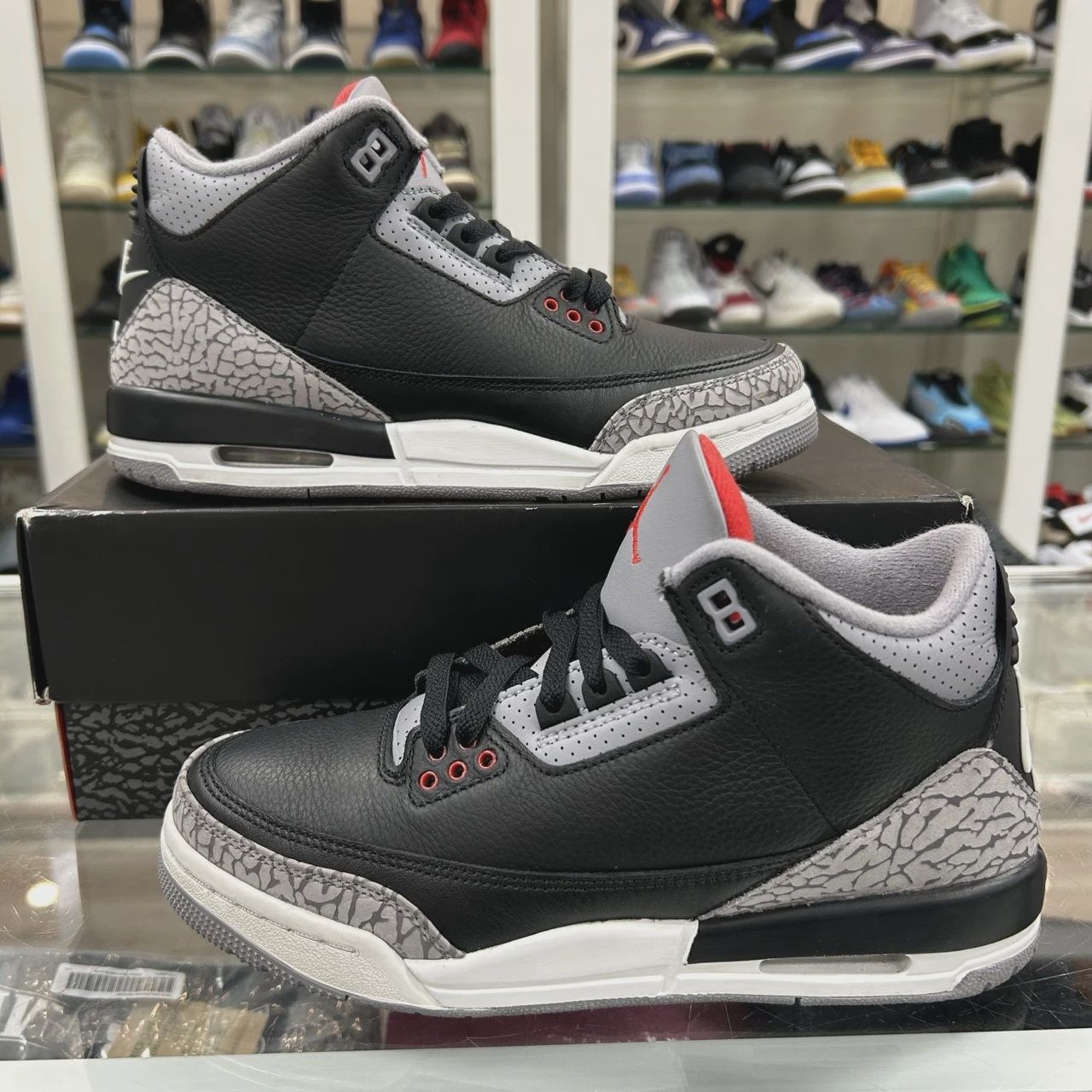 Air Jordan 3 Retro Black Cement (2024) (Grade School) • Pre-Owned [5648]