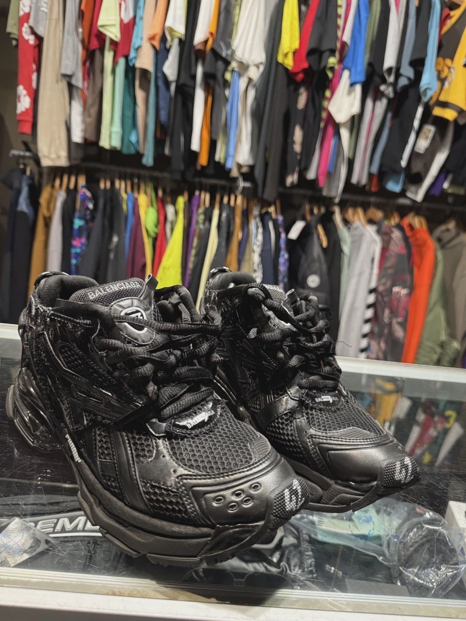 Balenciaga Runner Black Sz 9 No Box • Pre-Owned [6982]