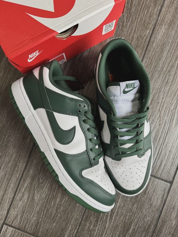 Nike Dunk Low Michigan State • Pre-Owned [6259]