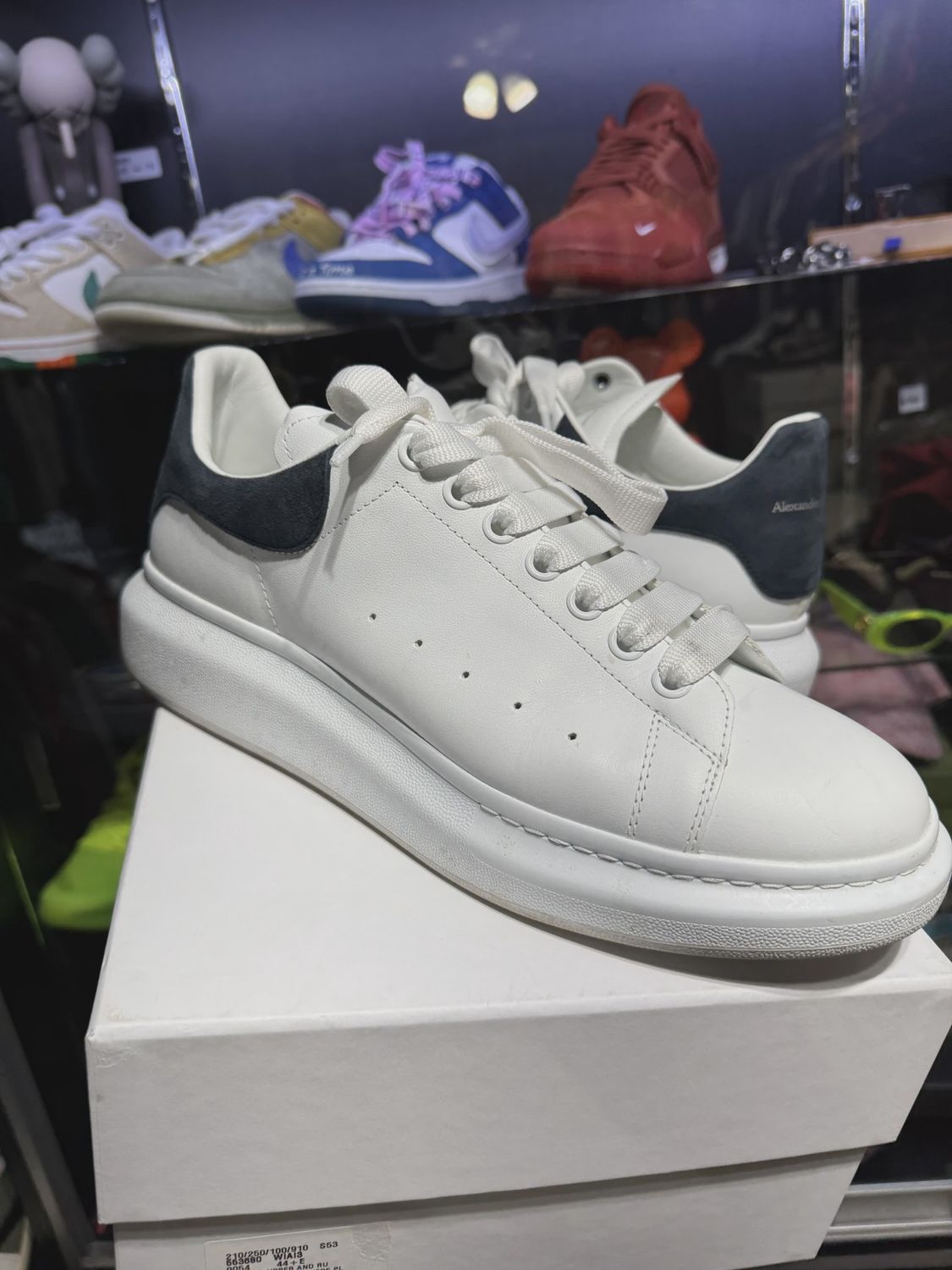 Alexander McQueen Oversized White Navy Blue • Pre-Owned [1510]