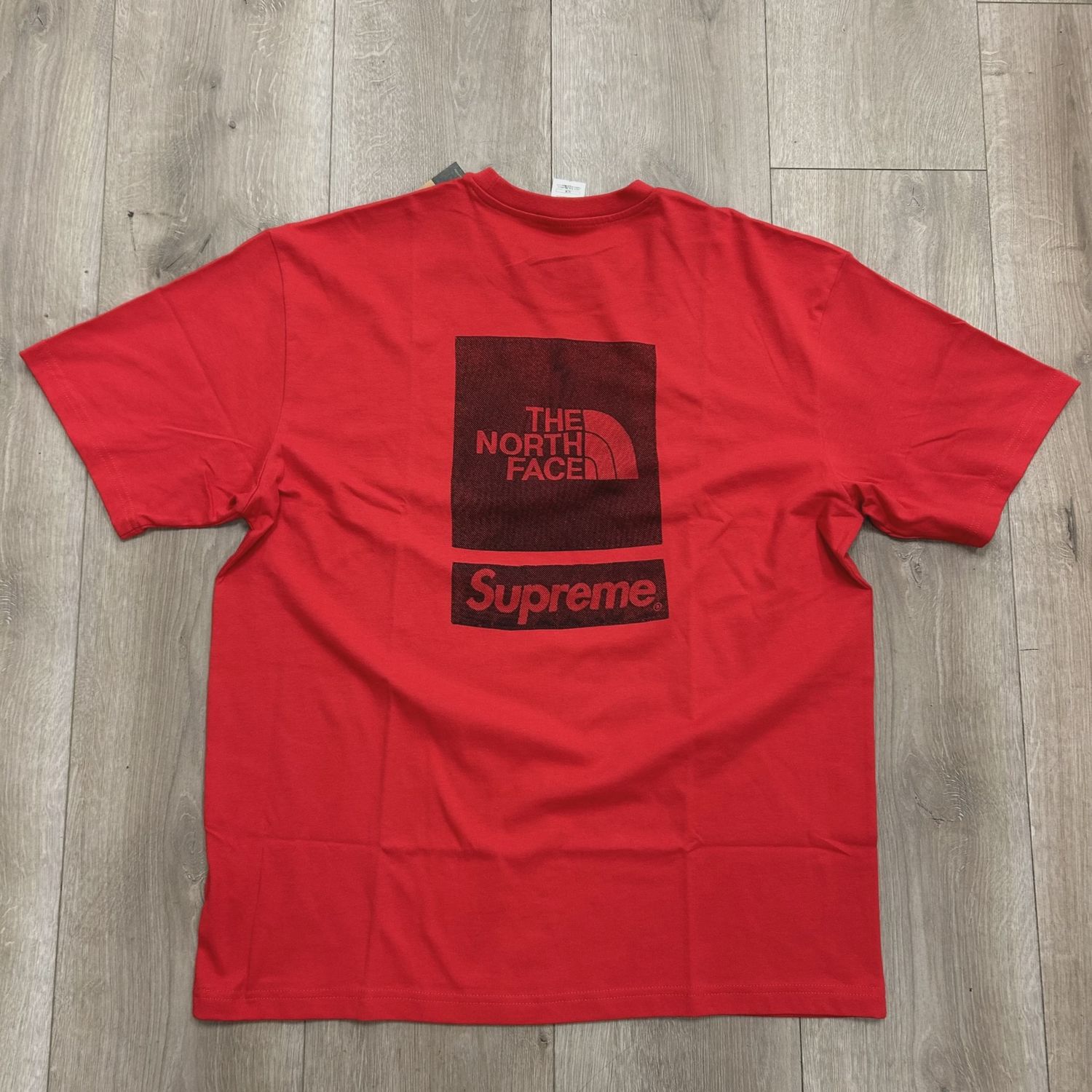 North face supreme red tee • Brand New [1747]
