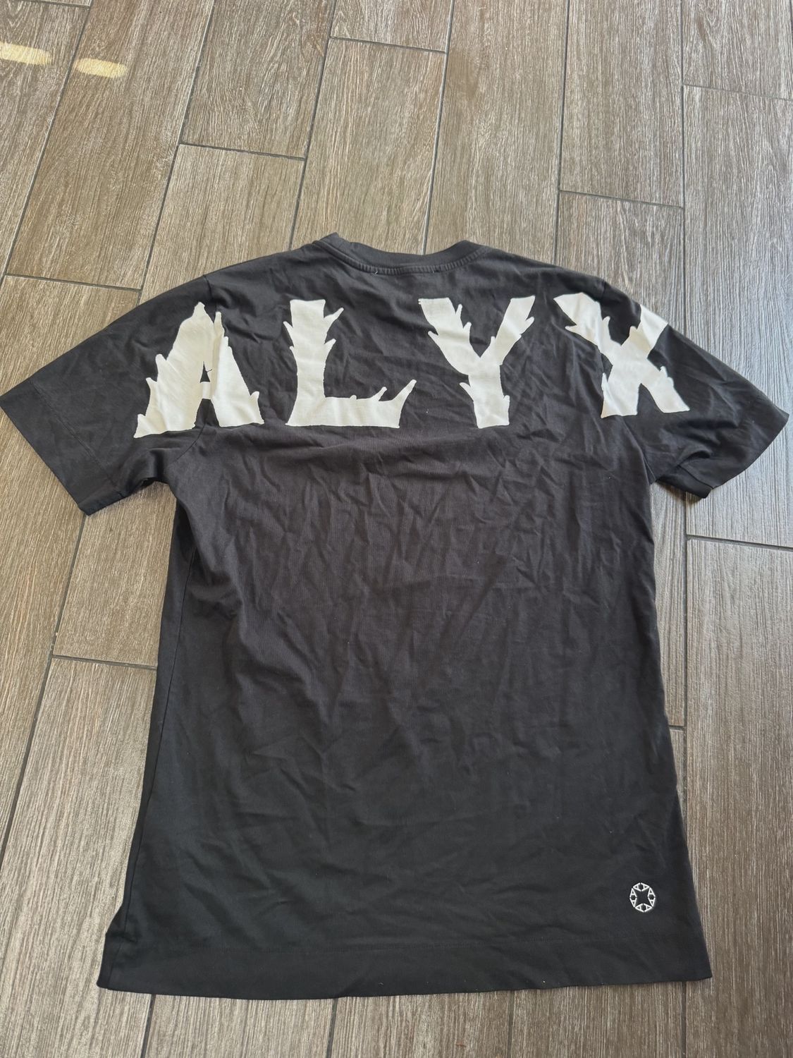 Alyx Black Tee Shirt size Medium • Pre-Owned [7359]