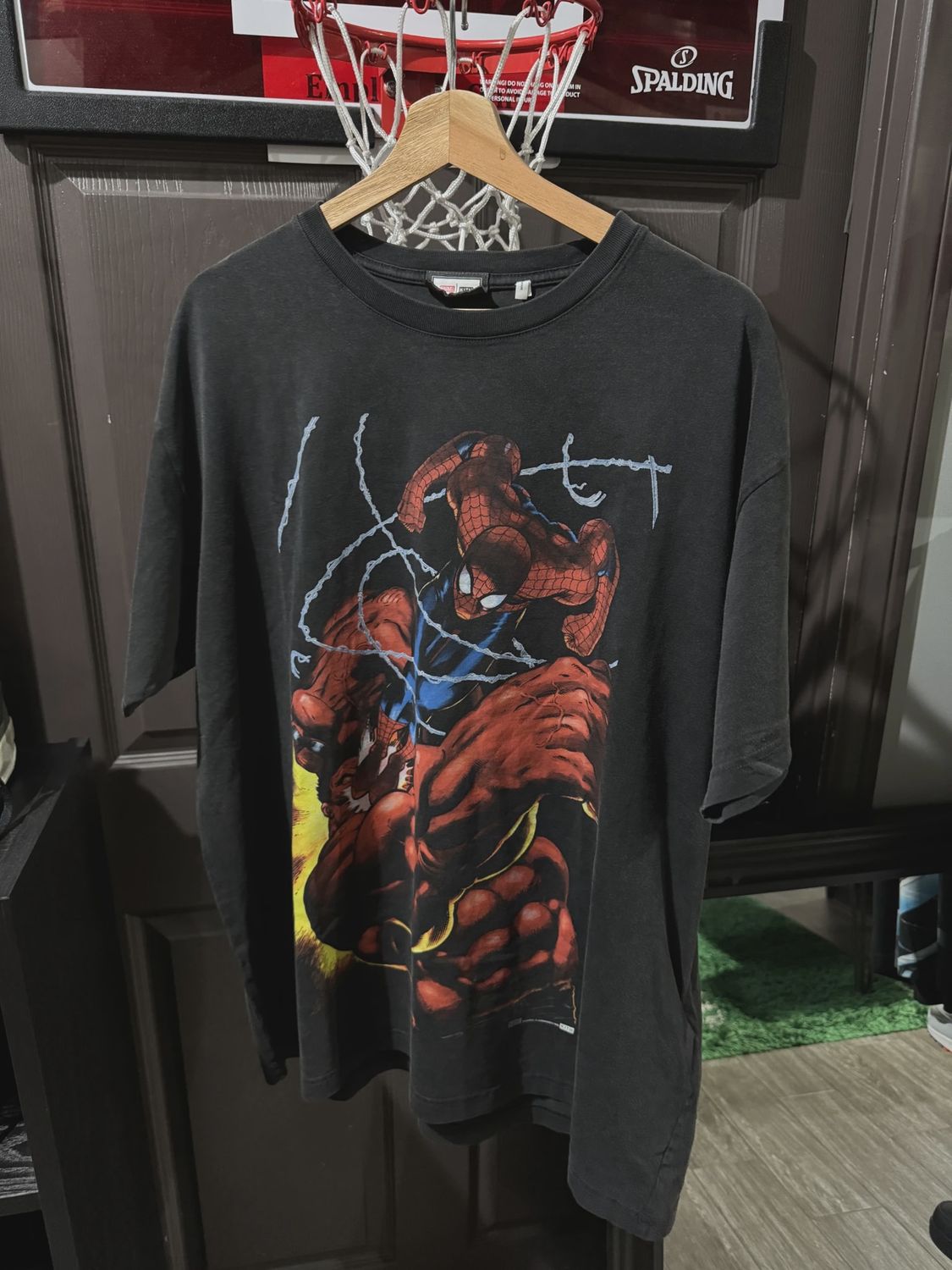 Kith x Marvel Spiderman Vintage Tee XL • Brand New [9983]