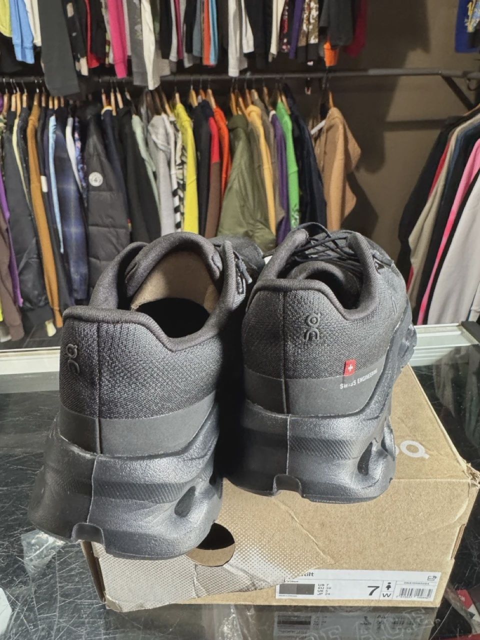 On Cloud Cloudtilt size 7 Women • Pre-Owned [9597]