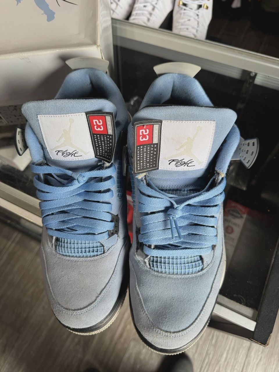 Air Jordan 4 Retro University Blue • Pre-Owned [3723]