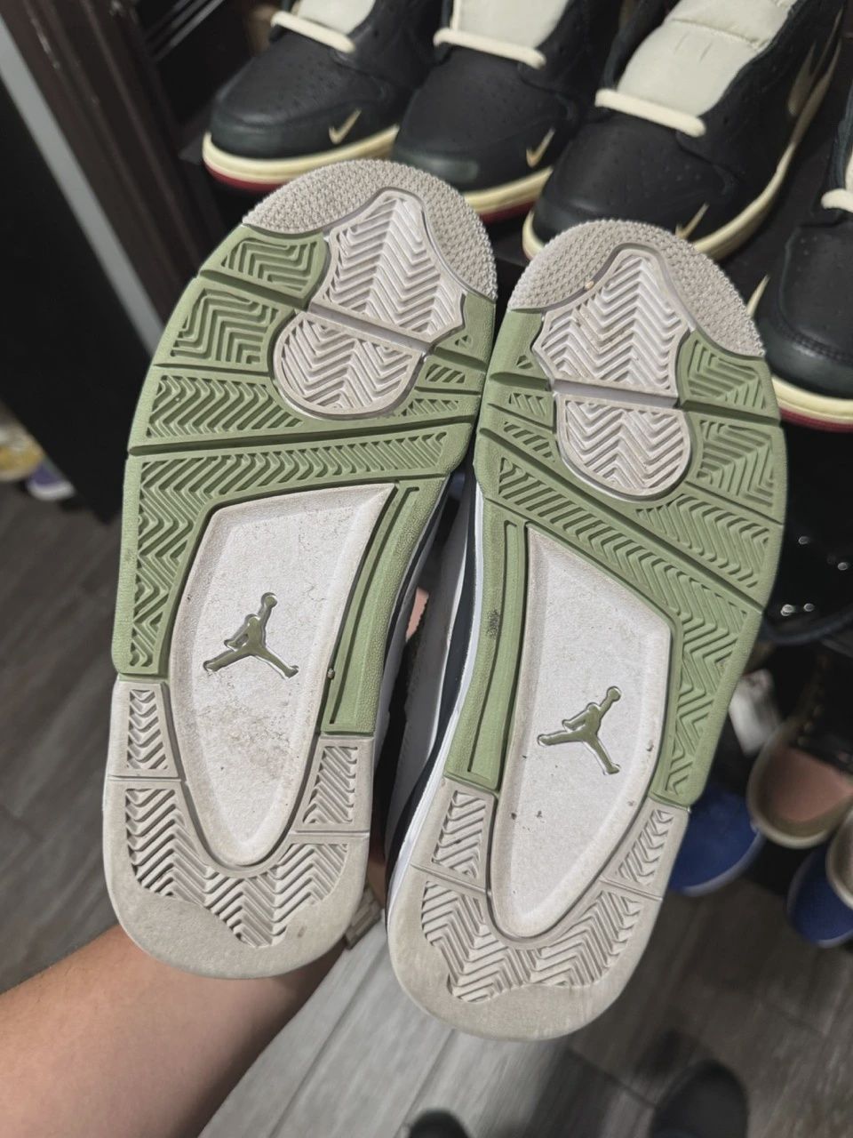 Air Jordan 4 Retro Seafoam (Women's) • Pre-Owned [8162]