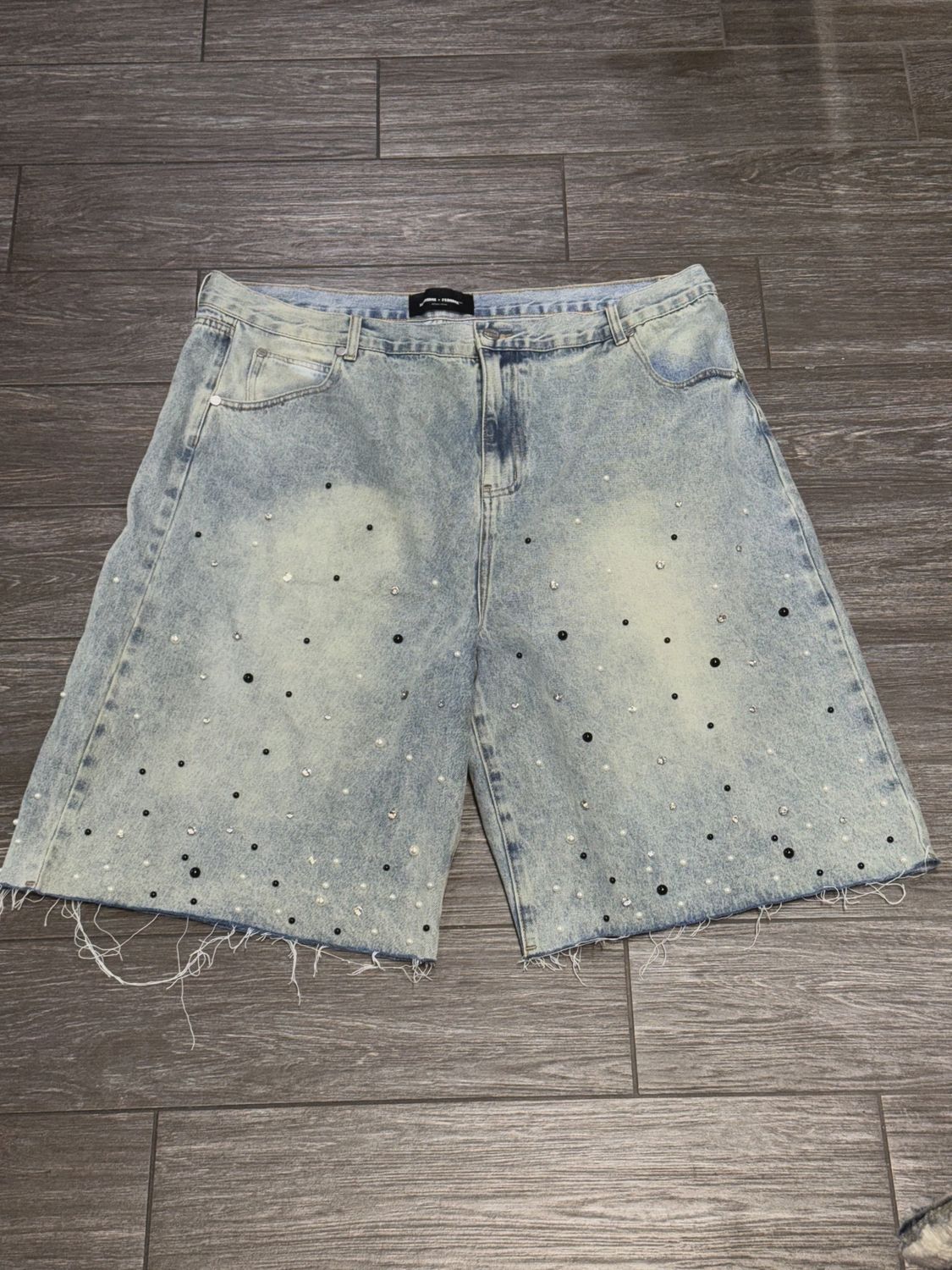 Homeme Femme Gemstone Denim Shorts size 44 • Pre-Owned [8819]