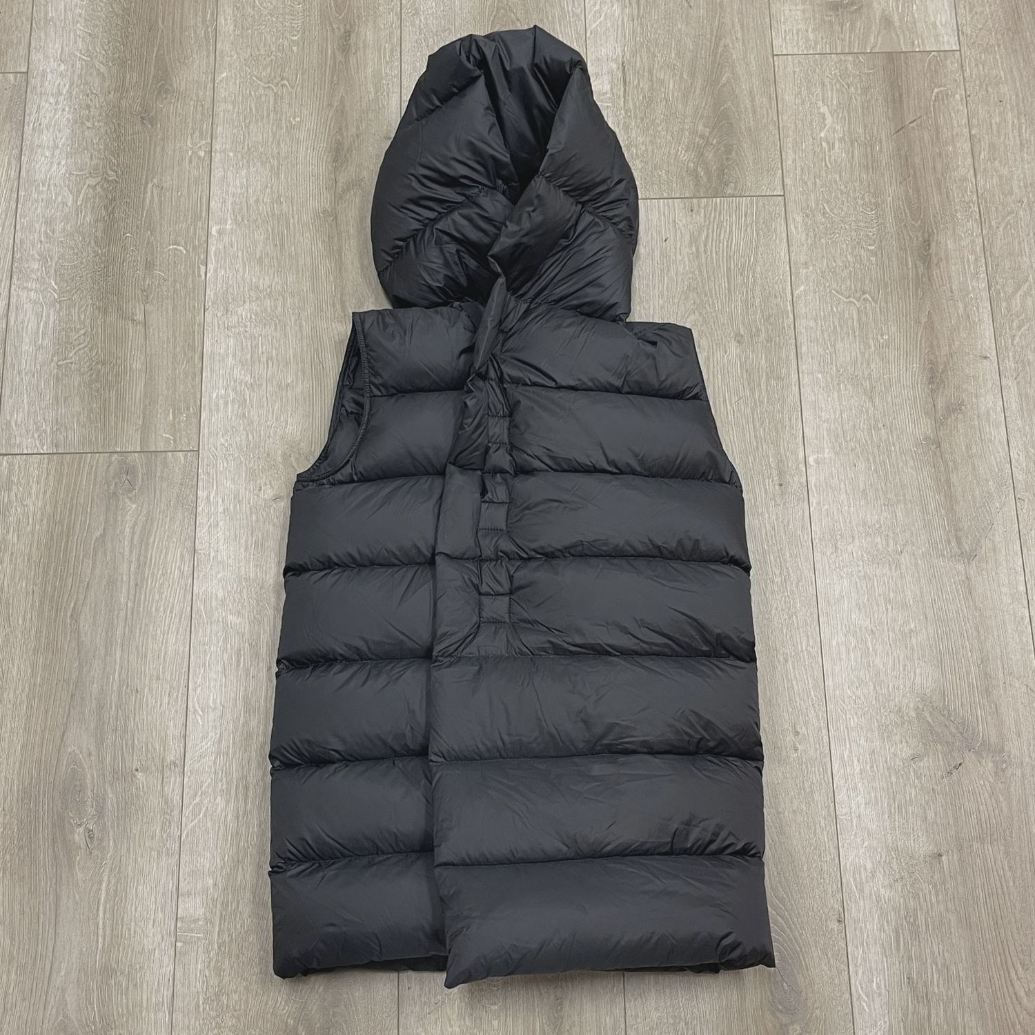 RICK OWENS KIDS Duvet Quilted Nylon Hooded Down Gilet • Pre-Owned [1520]