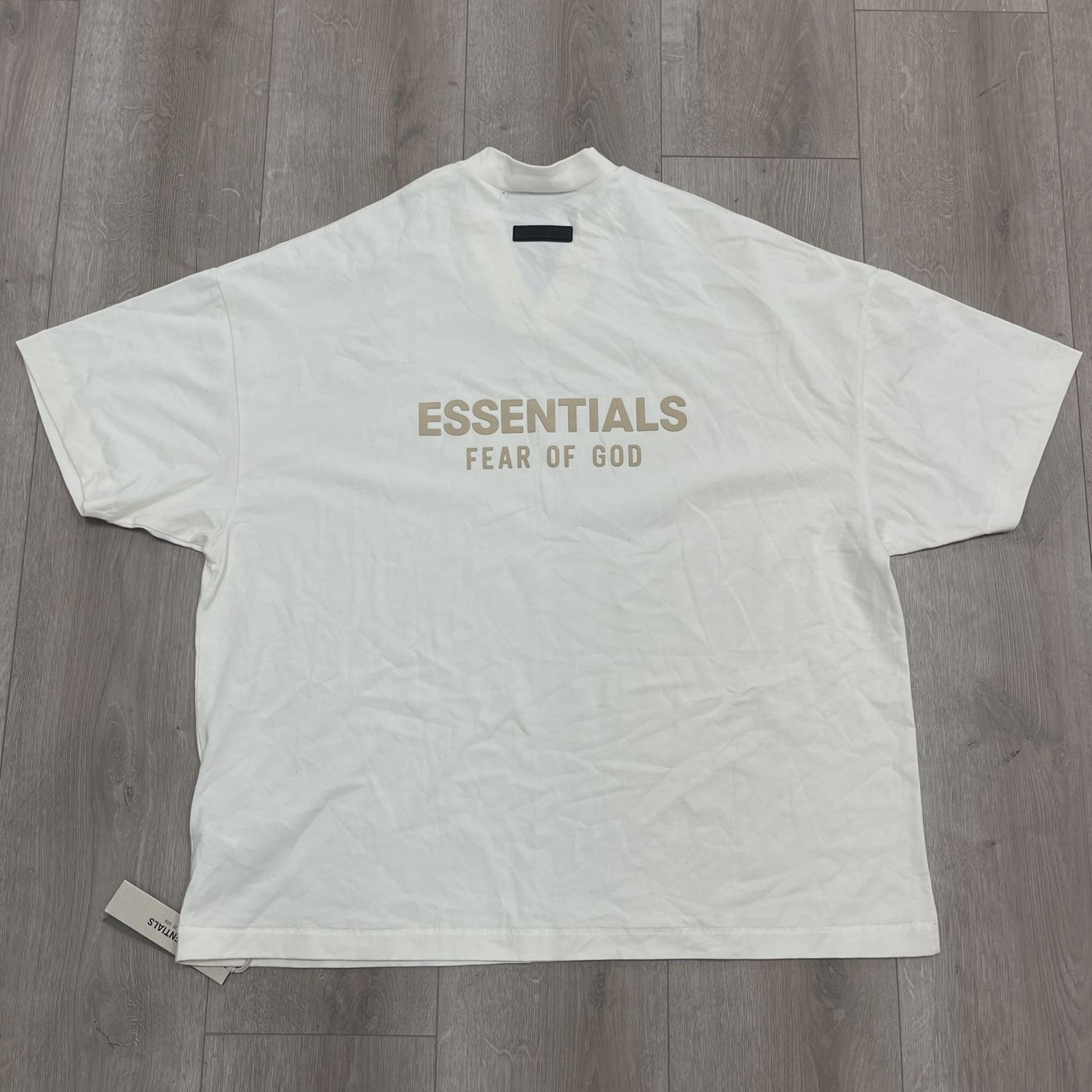 Fear of God Essentials V-Neck 'Cloud Dancer' • Brand New [7944]